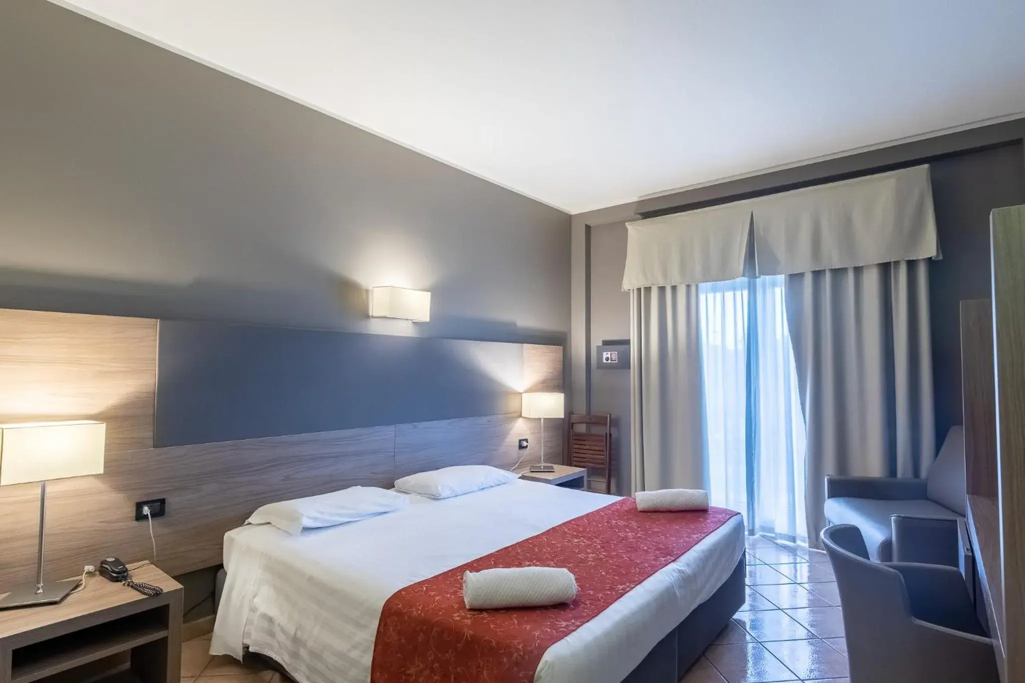 Double Room in Hotel Sunflower Double Room in Hotel Sunflower