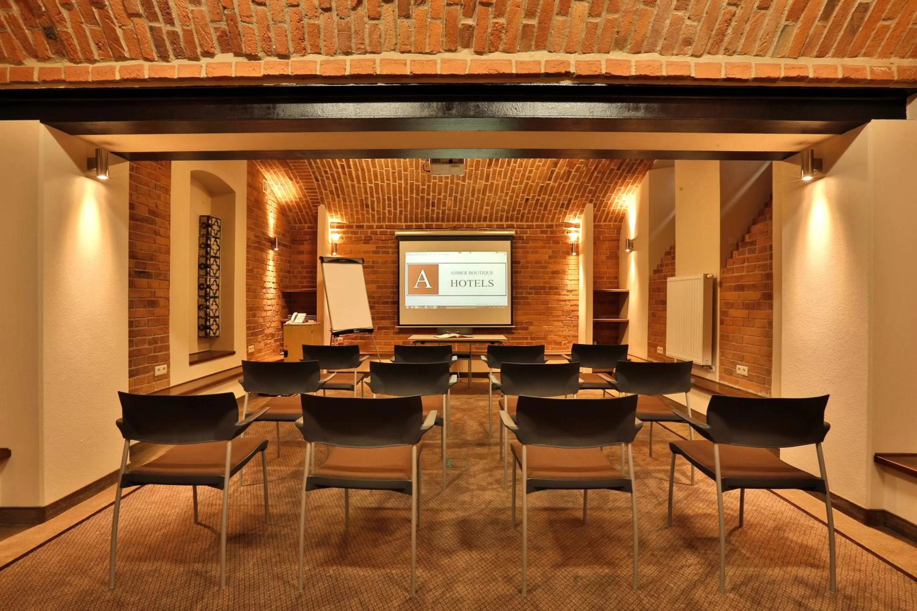 Business facilities in Amber Boutique Hotels - Hotel Amber