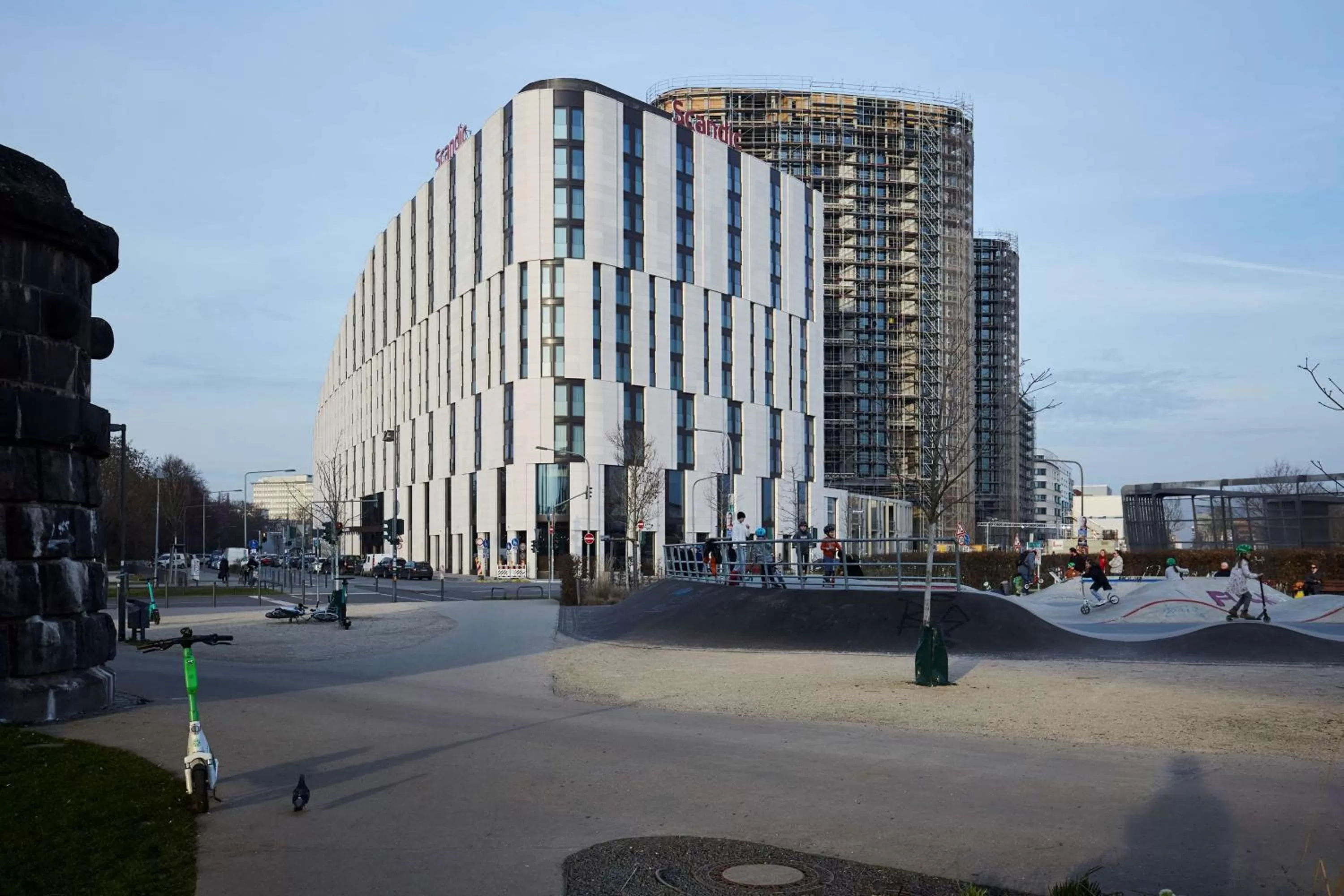 Property building in Scandic Frankfurt Hafenpark
