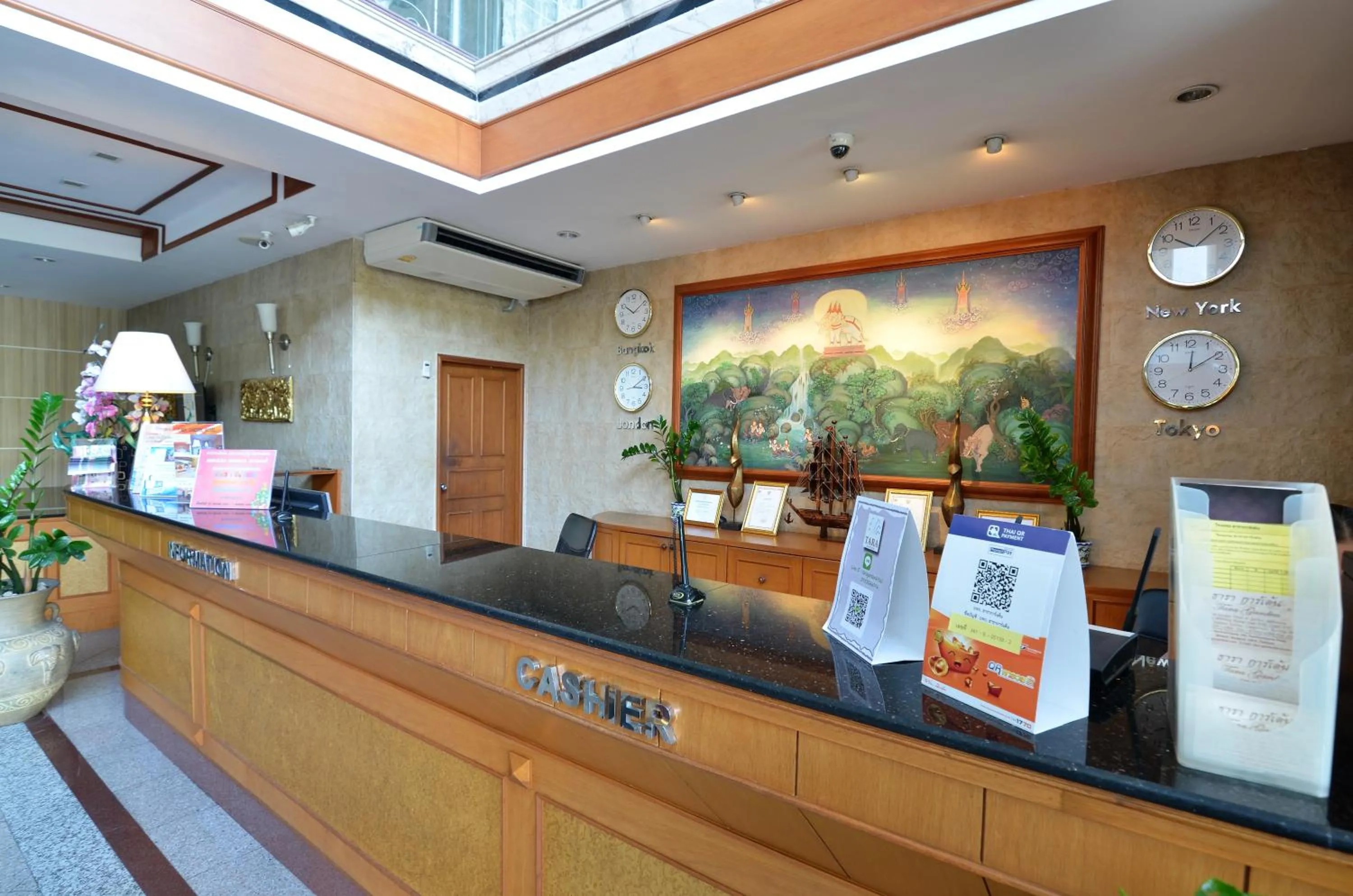 Lobby or reception in Grand Tara Garden Thai Hotel