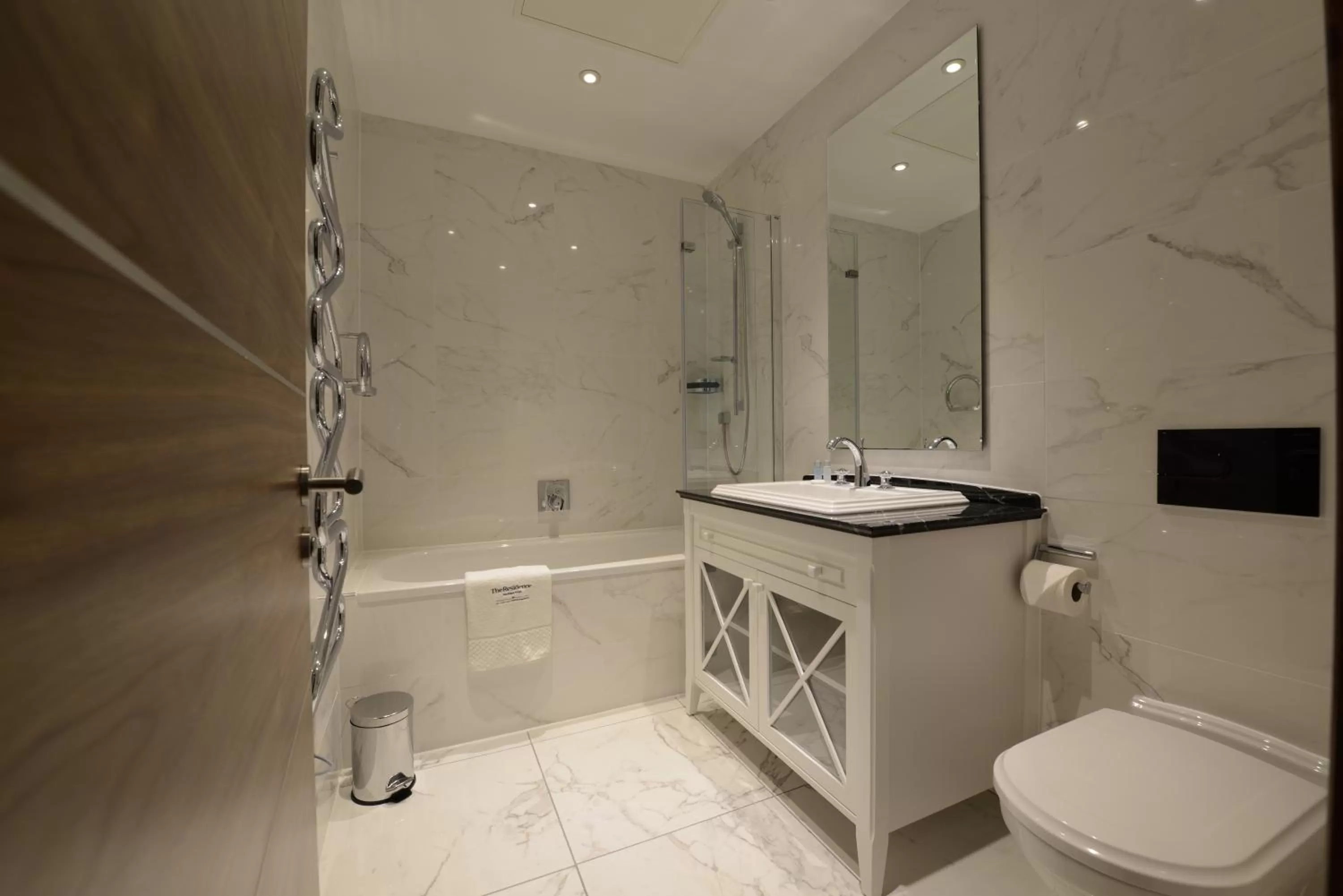 Bathroom in The Nottinghamshire Hotel & Golf Club