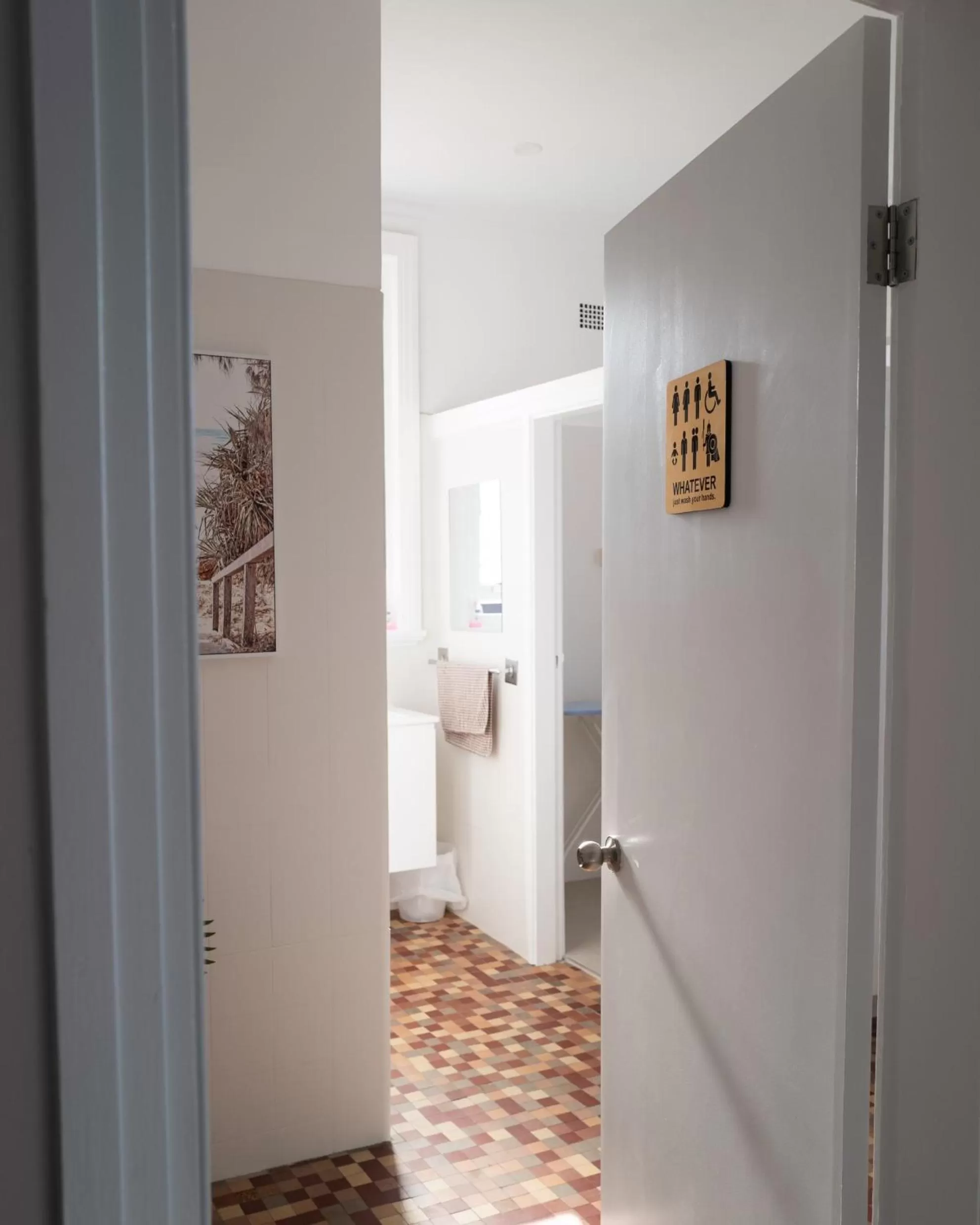 Bathroom in Seven Seas Hotel