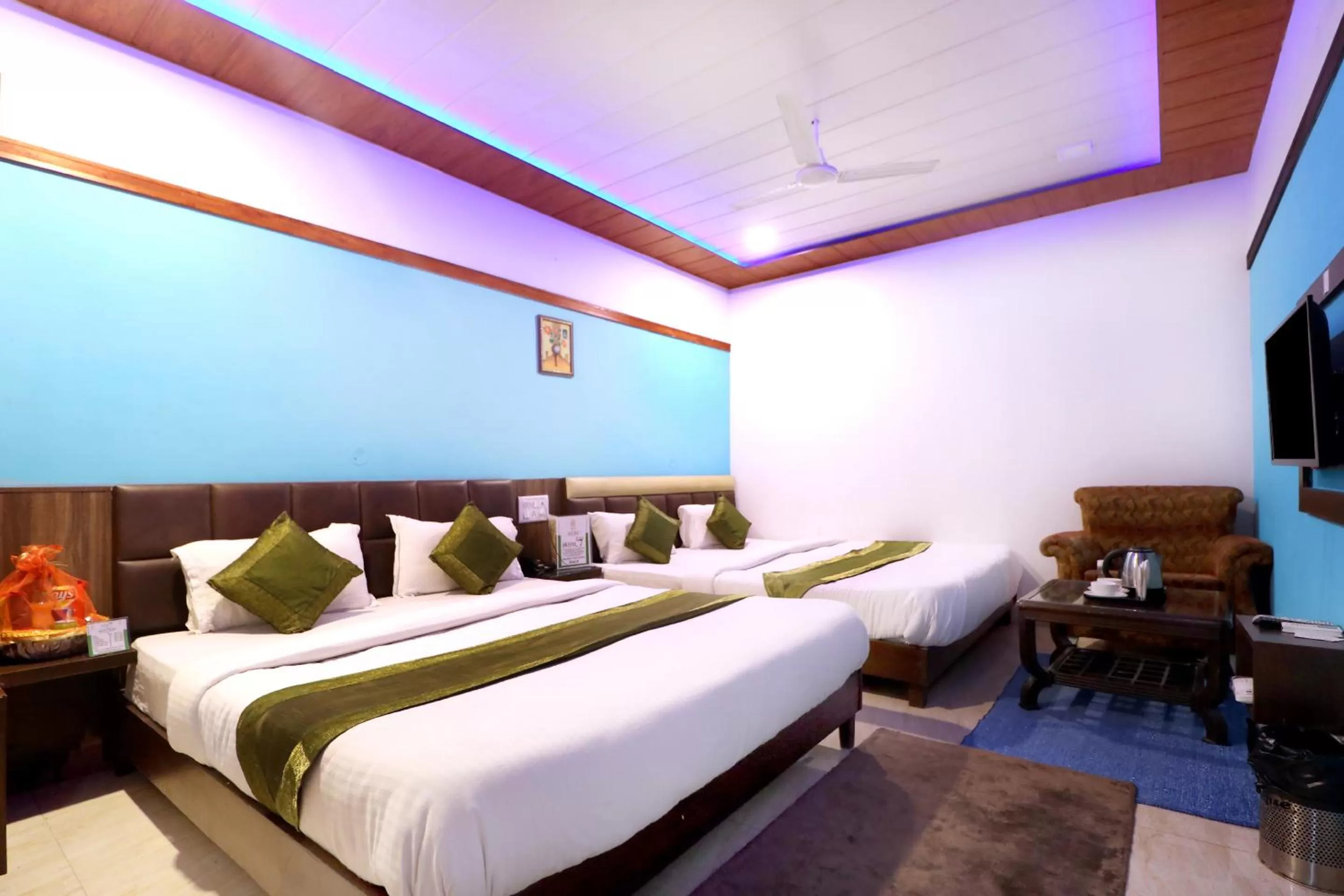 Bed in Hotel Seven- Center of City Chandigarh