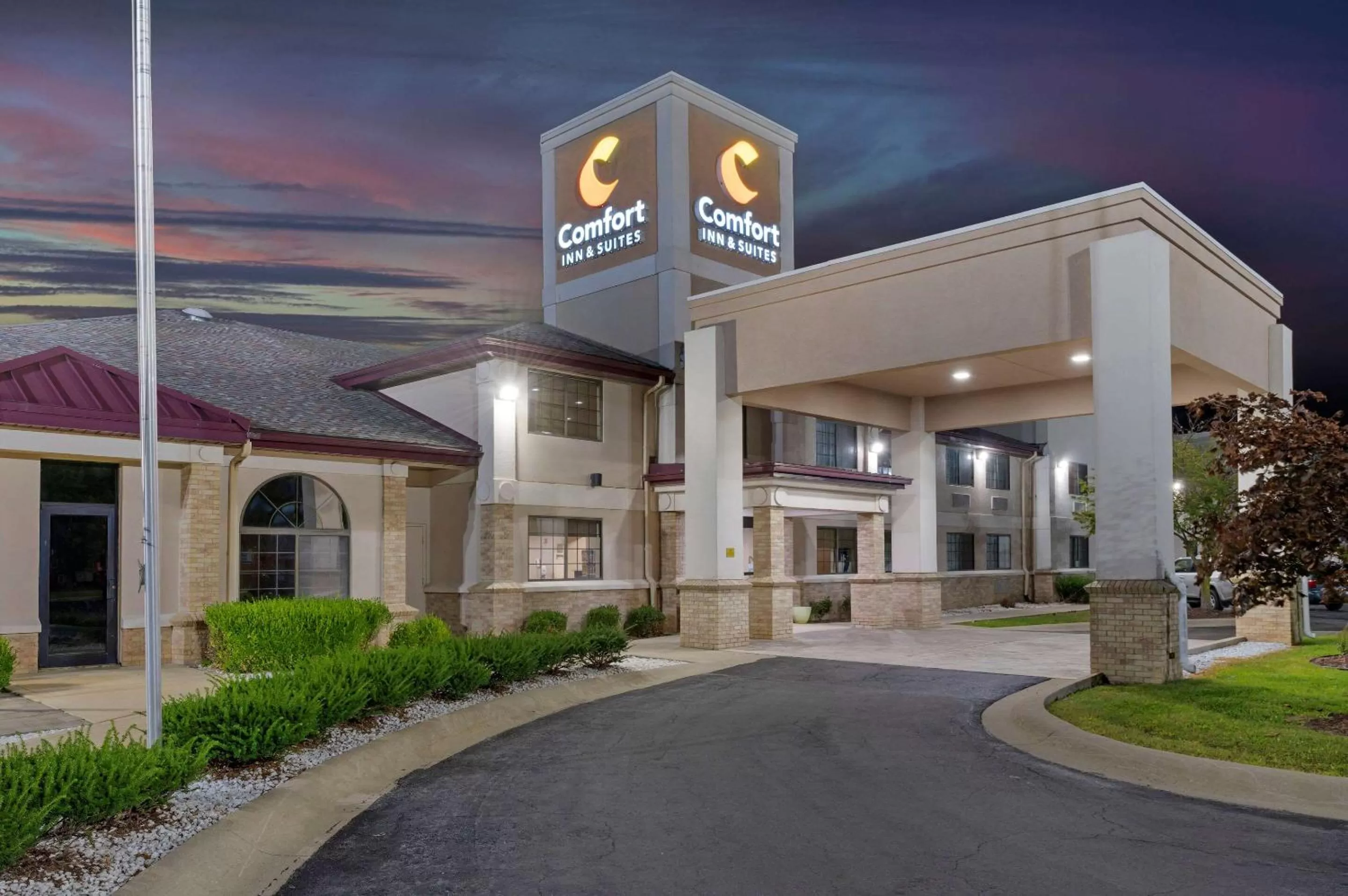 Property building in Comfort Inn & Suites Napoleon
