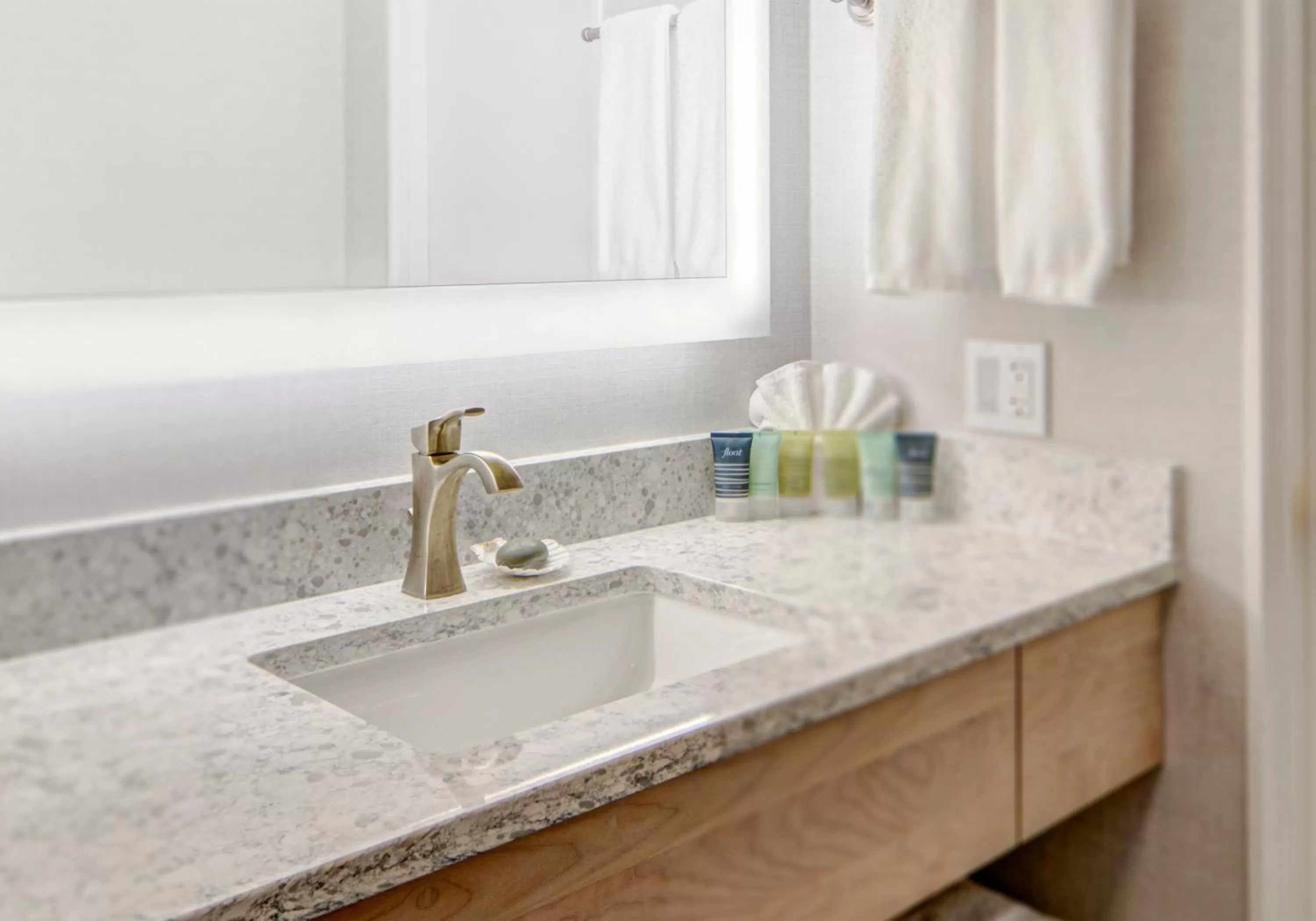 Bathroom in Hallmark Resort - Newport