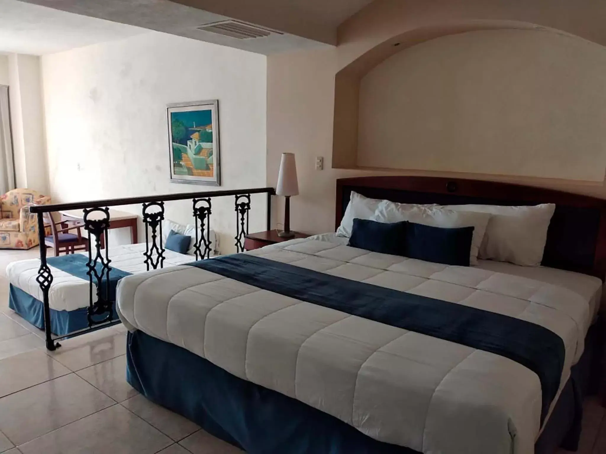 Triple Room - single occupancy in Casabella Art Boutique Hotel by Rotamundos Triple Room - single occupancy in Casabella Art Boutique Hotel by Rotamundos