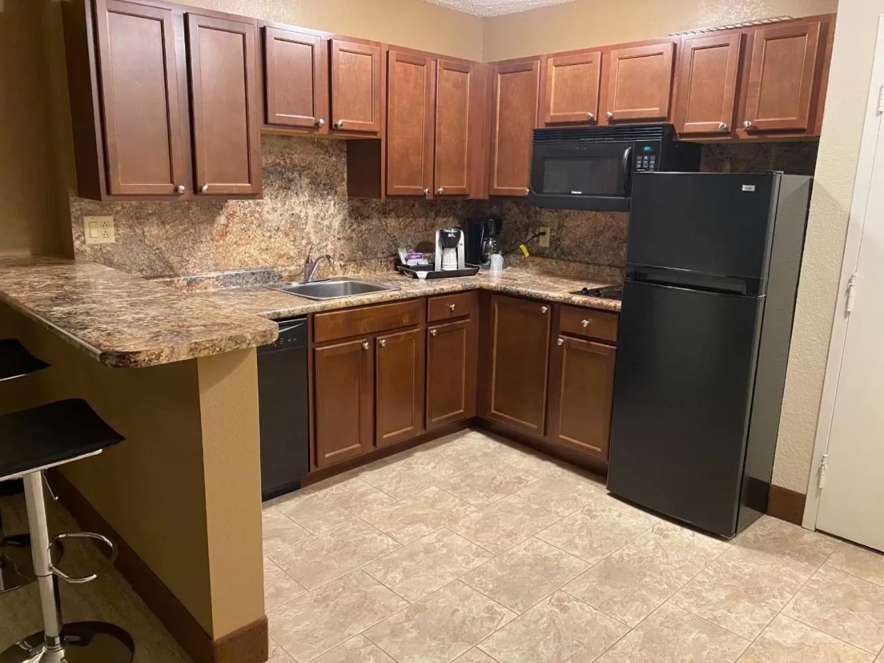 Dining area in Wyndham Garden Warsaw