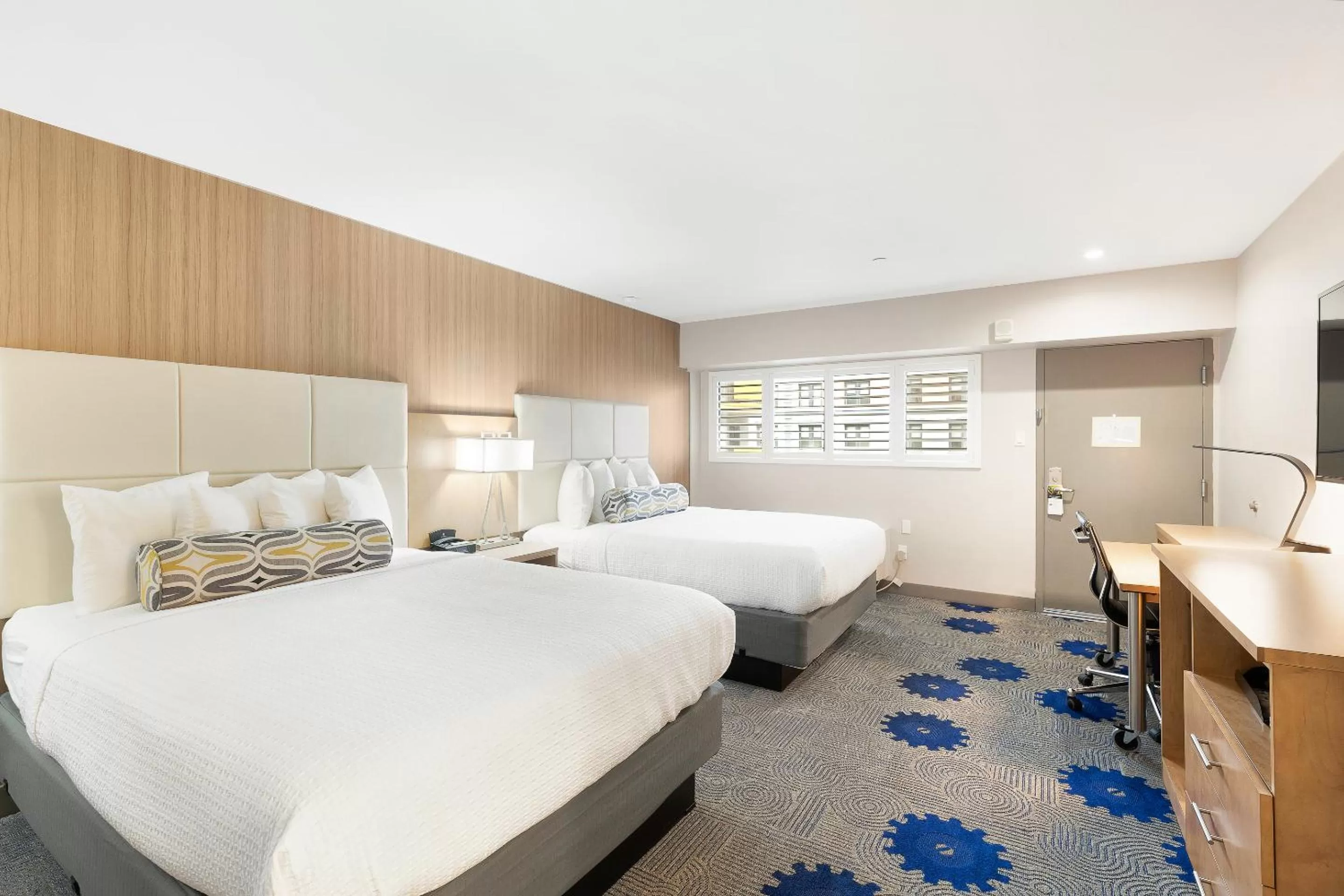 Bed in Best Western Red Coach Inn