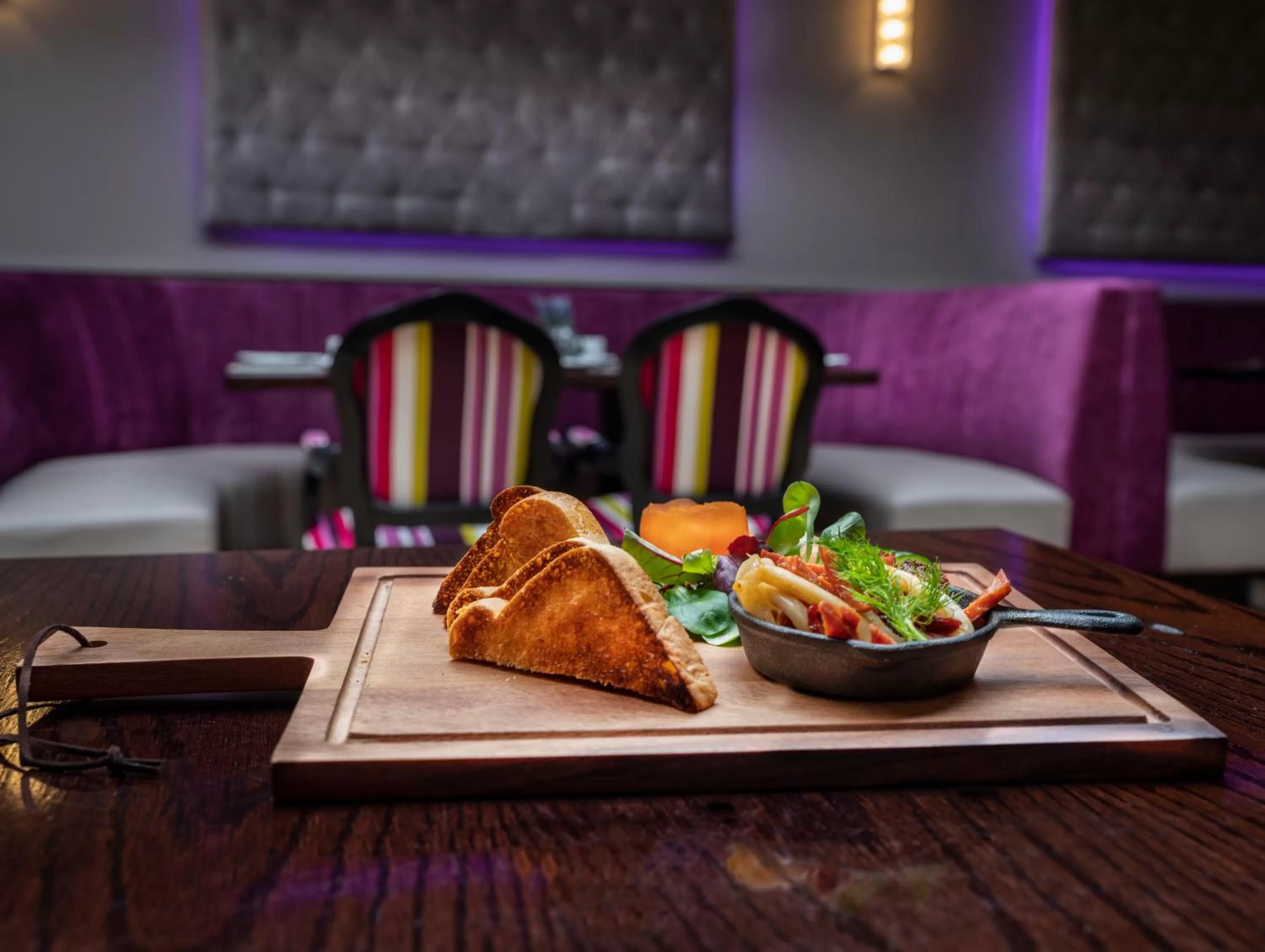 Treacys Oakwood Hotel, Shannon