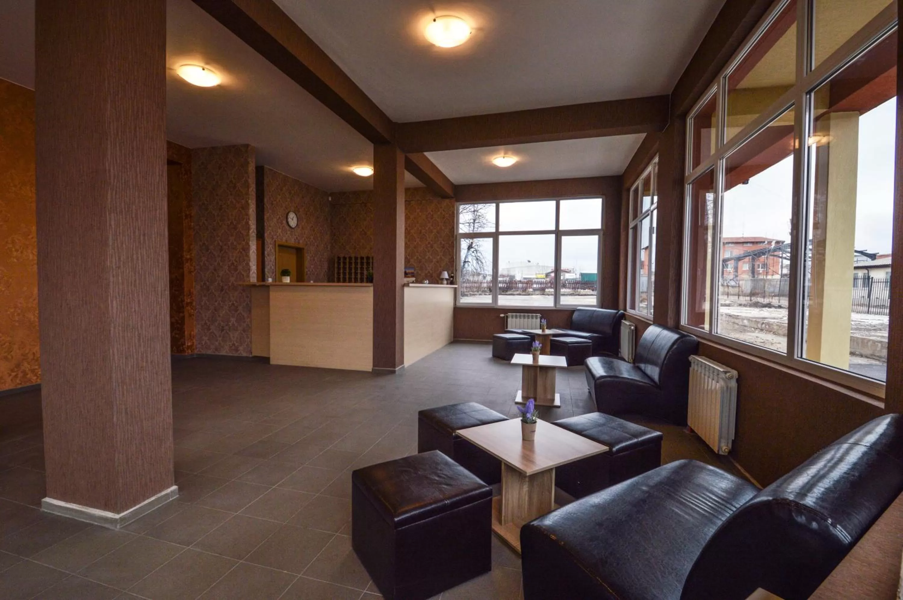 Seating area in Elite Spetema Hotel