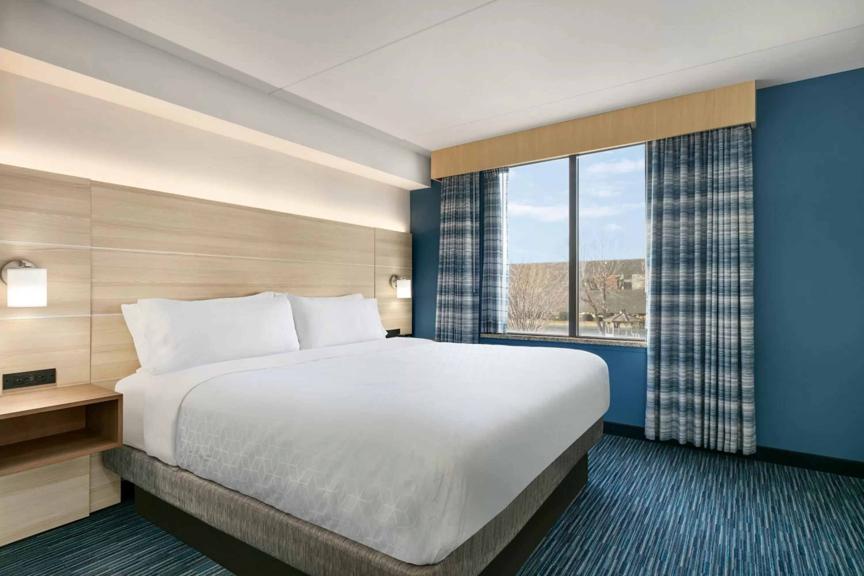 Photo of the whole room, Bed in Holiday Inn Express Hotel & Suites Norfolk Airport by IHG