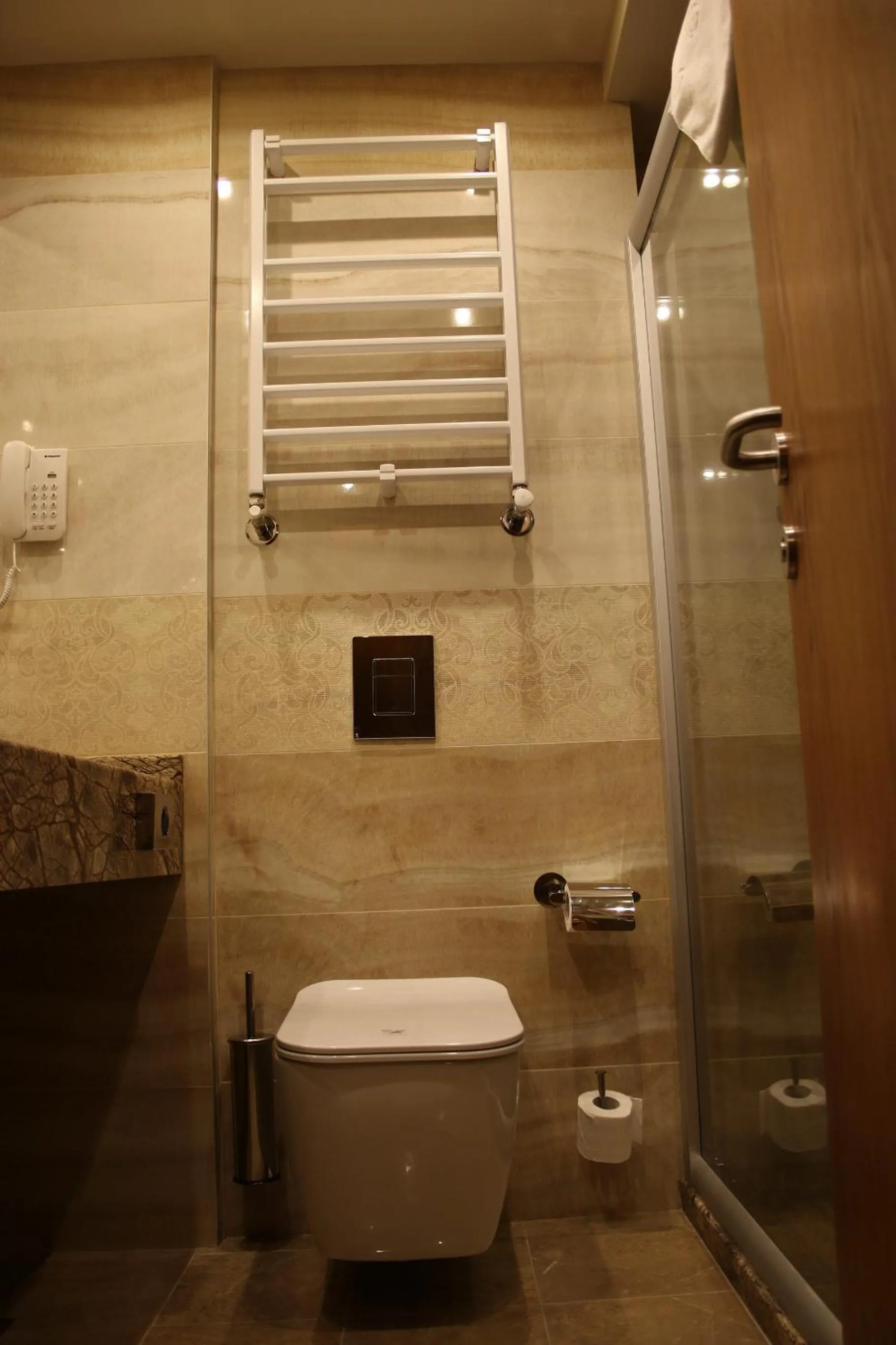 Bathroom in Hotel Golden Tulip Varna