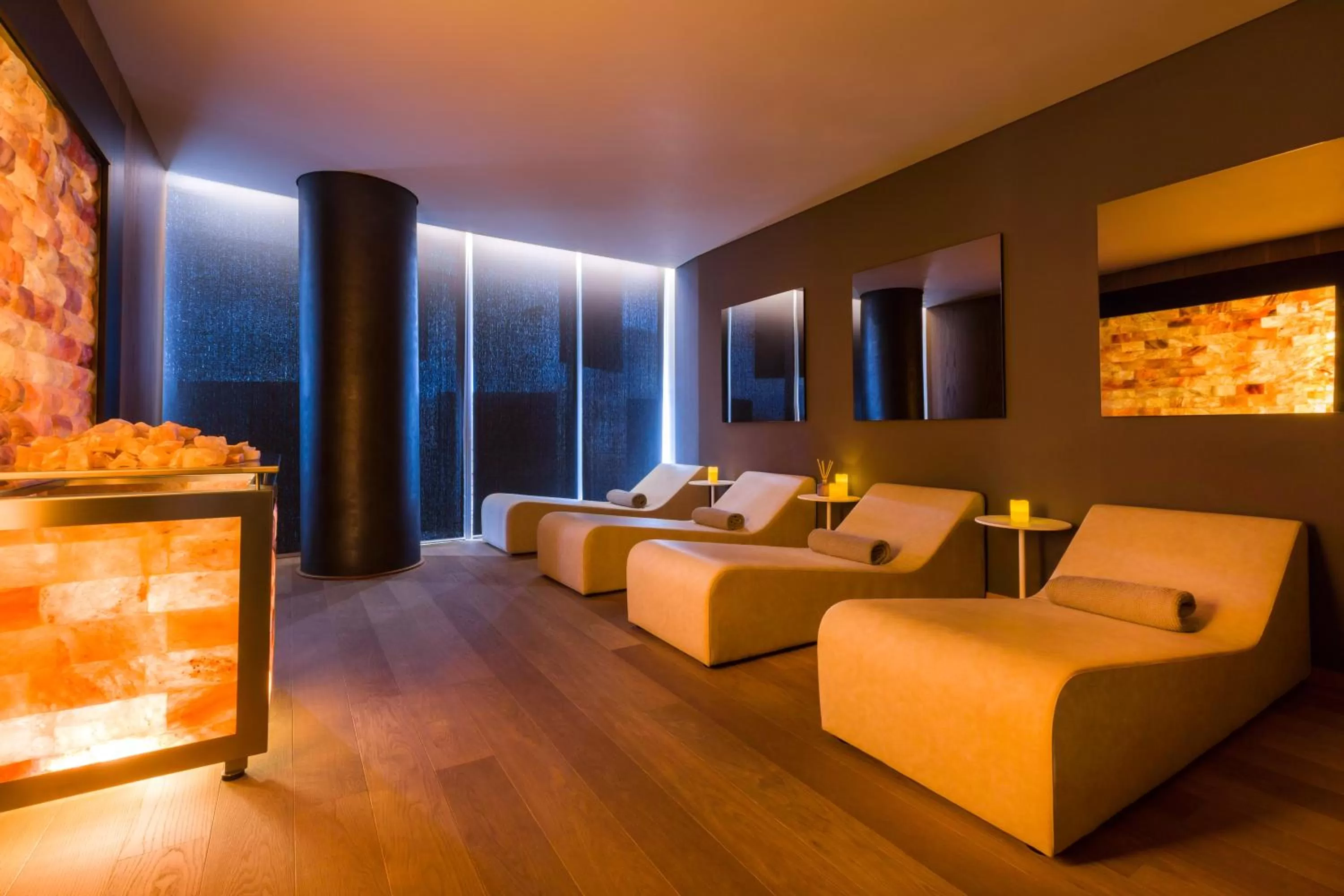 Hot Spring Bath in Maritim Hotel Plaza Tirana