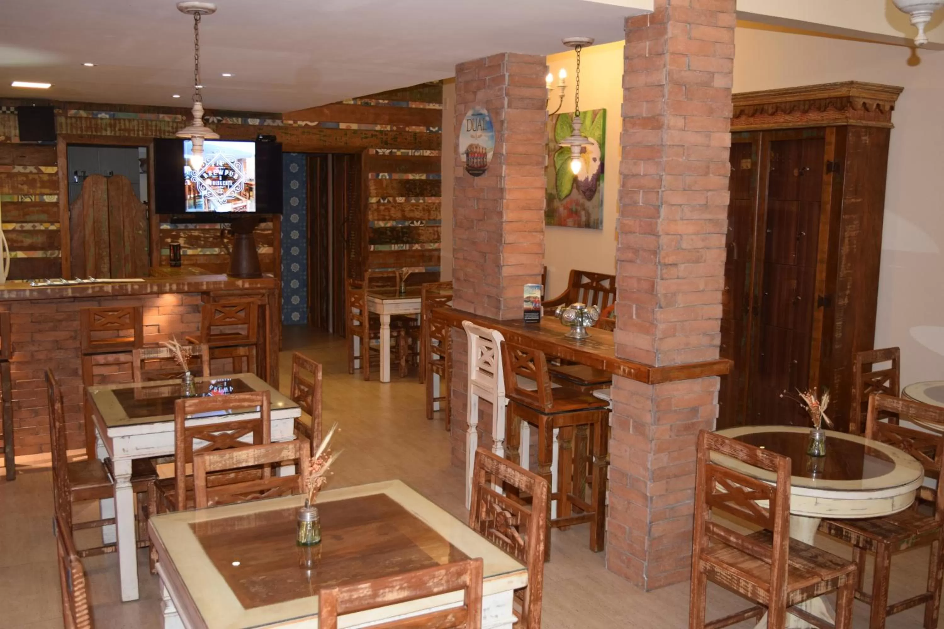 Communal lounge/ TV room in Hotel Fabris