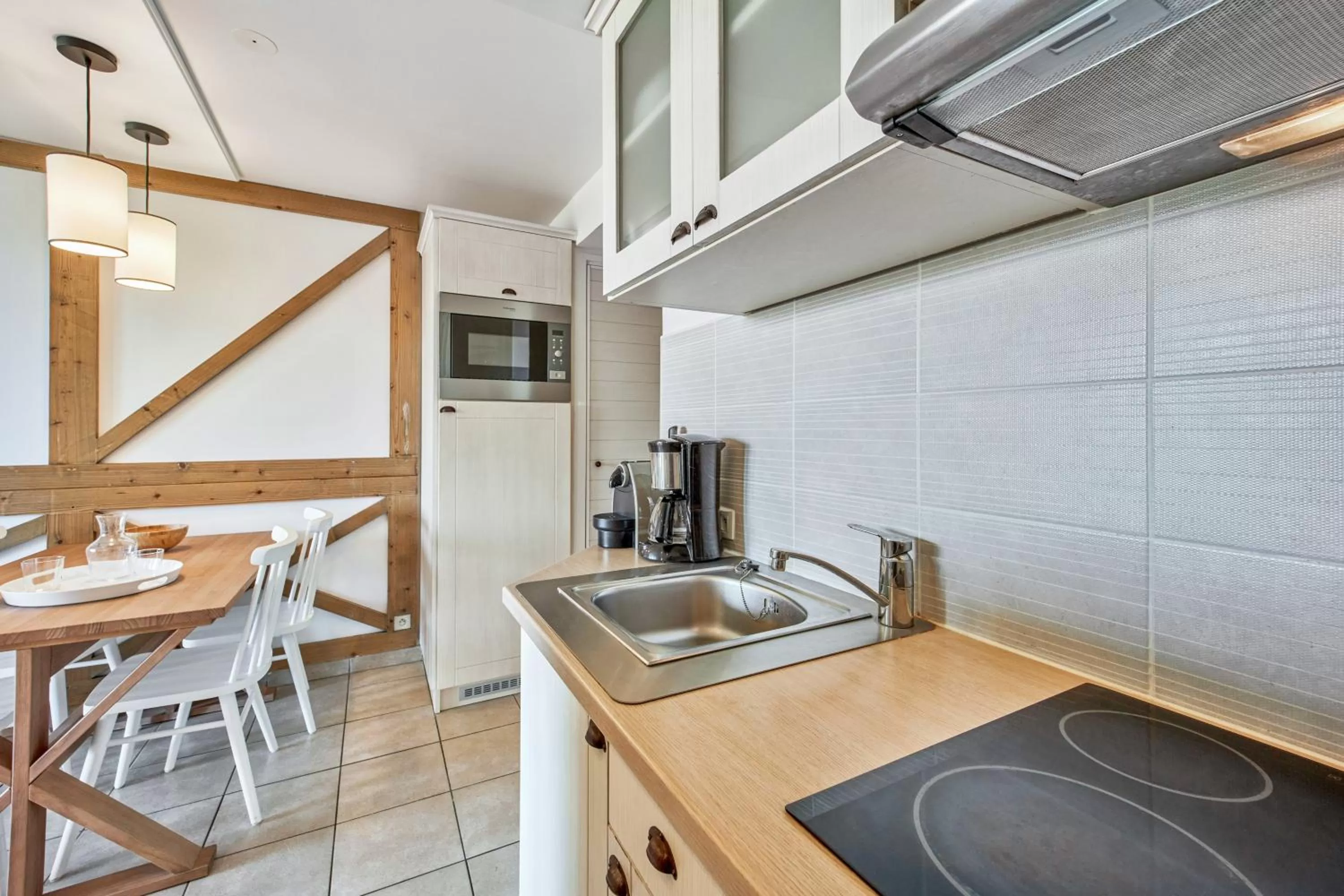 Kitchen or kitchenette in Pierre & Vacances Premium Residence & Spa Houlgate