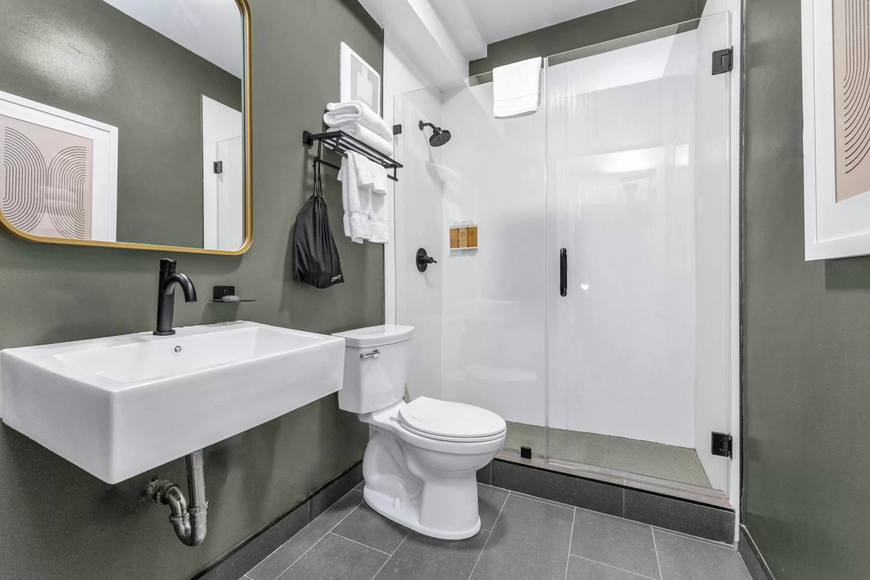 Bathroom in Nob Hill Hotel