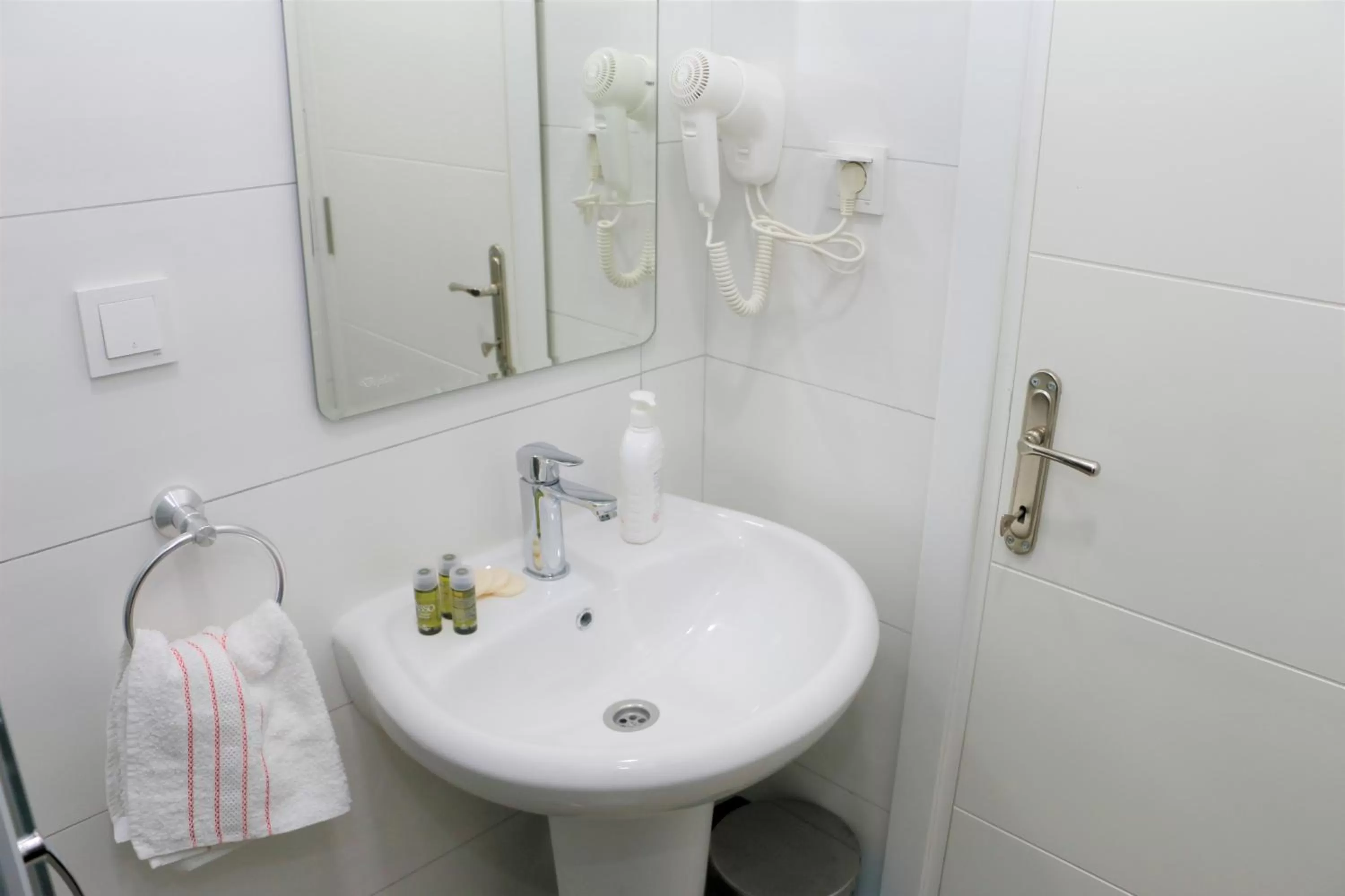 Bathroom in Hotel Old Konak