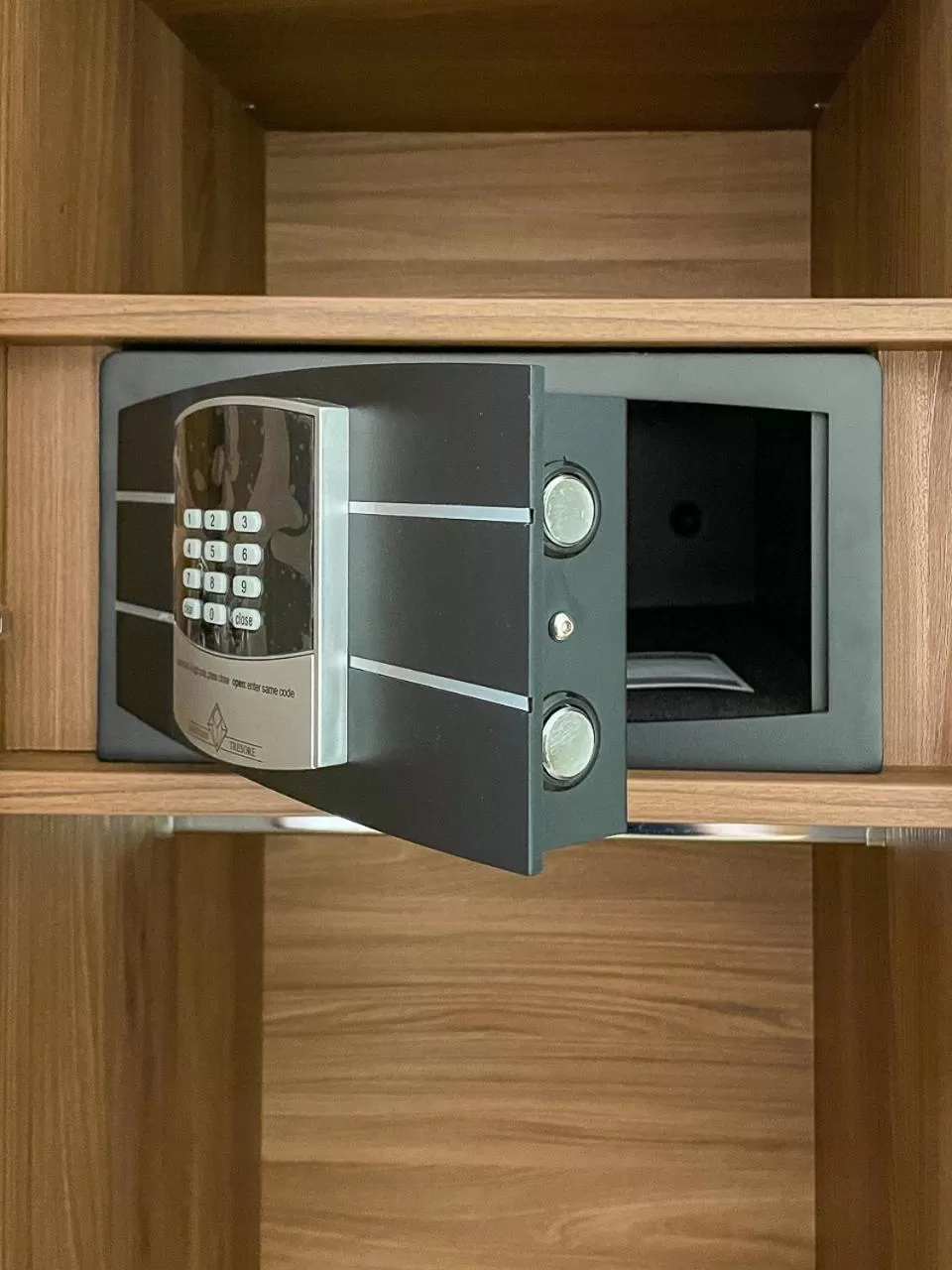 safe in Brauerei Walter