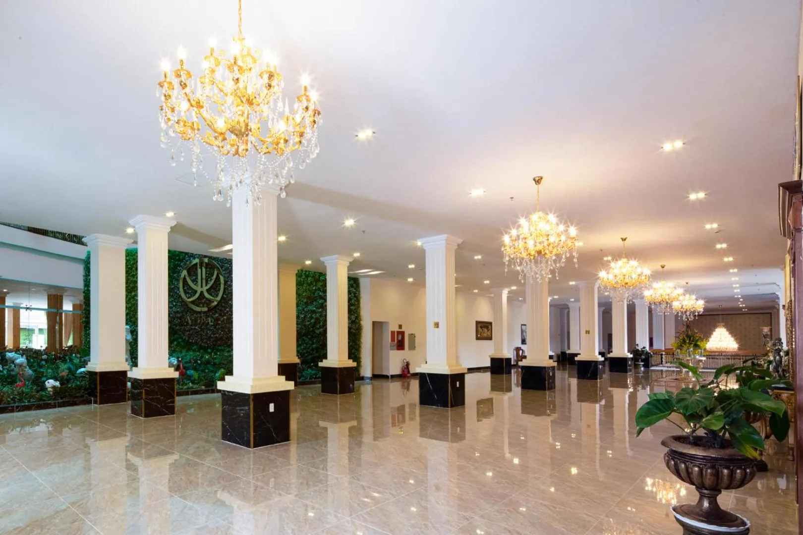 Lobby or reception in Ladalat Hotel
