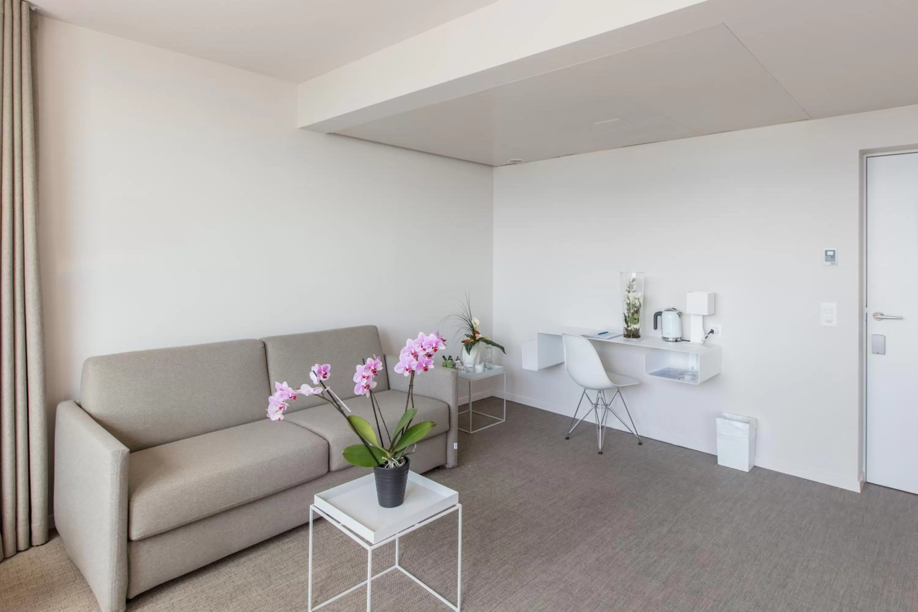 Seating area in Hotel Lavaux