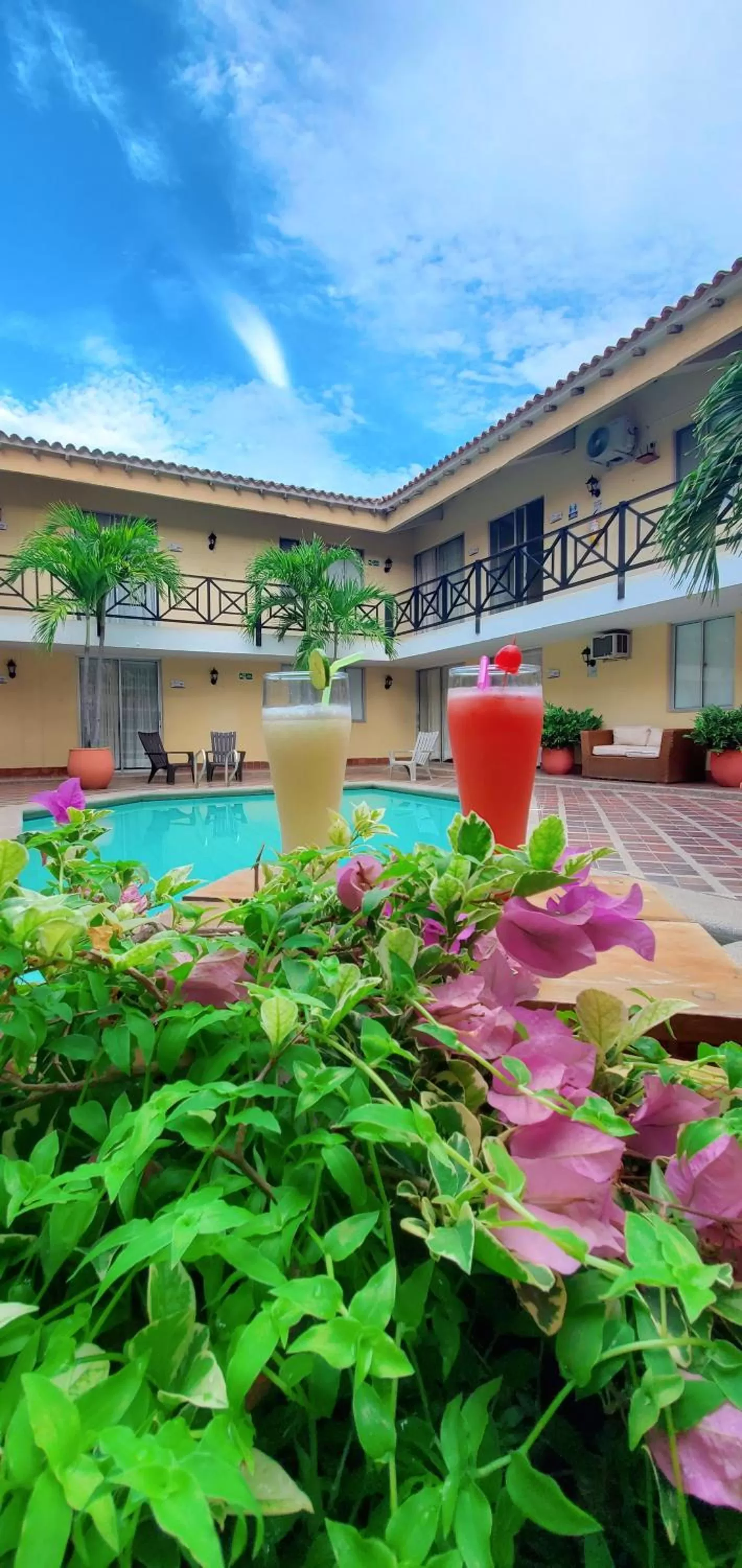 Swimming Pool in Najhomi Beach