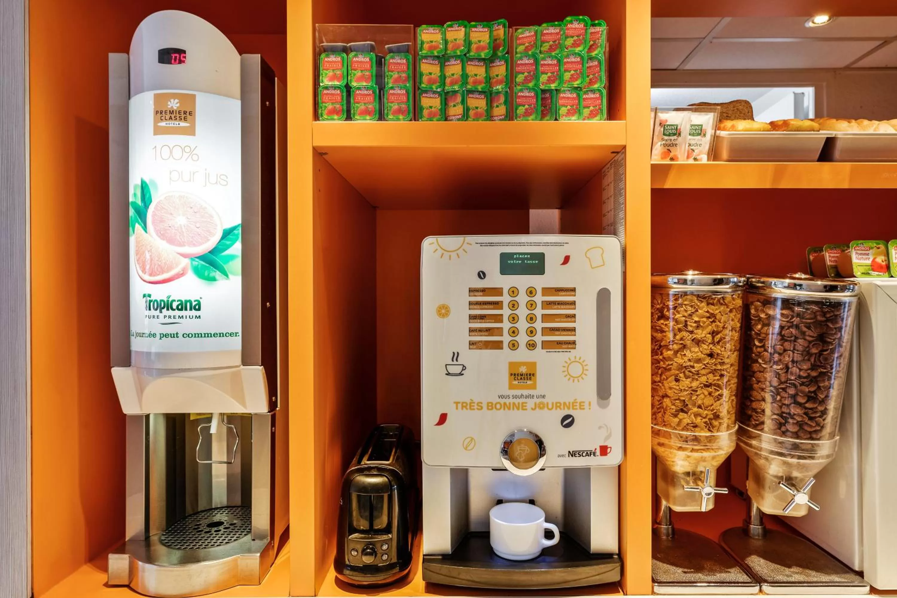 Food and drinks in Premiere Classe Vannes