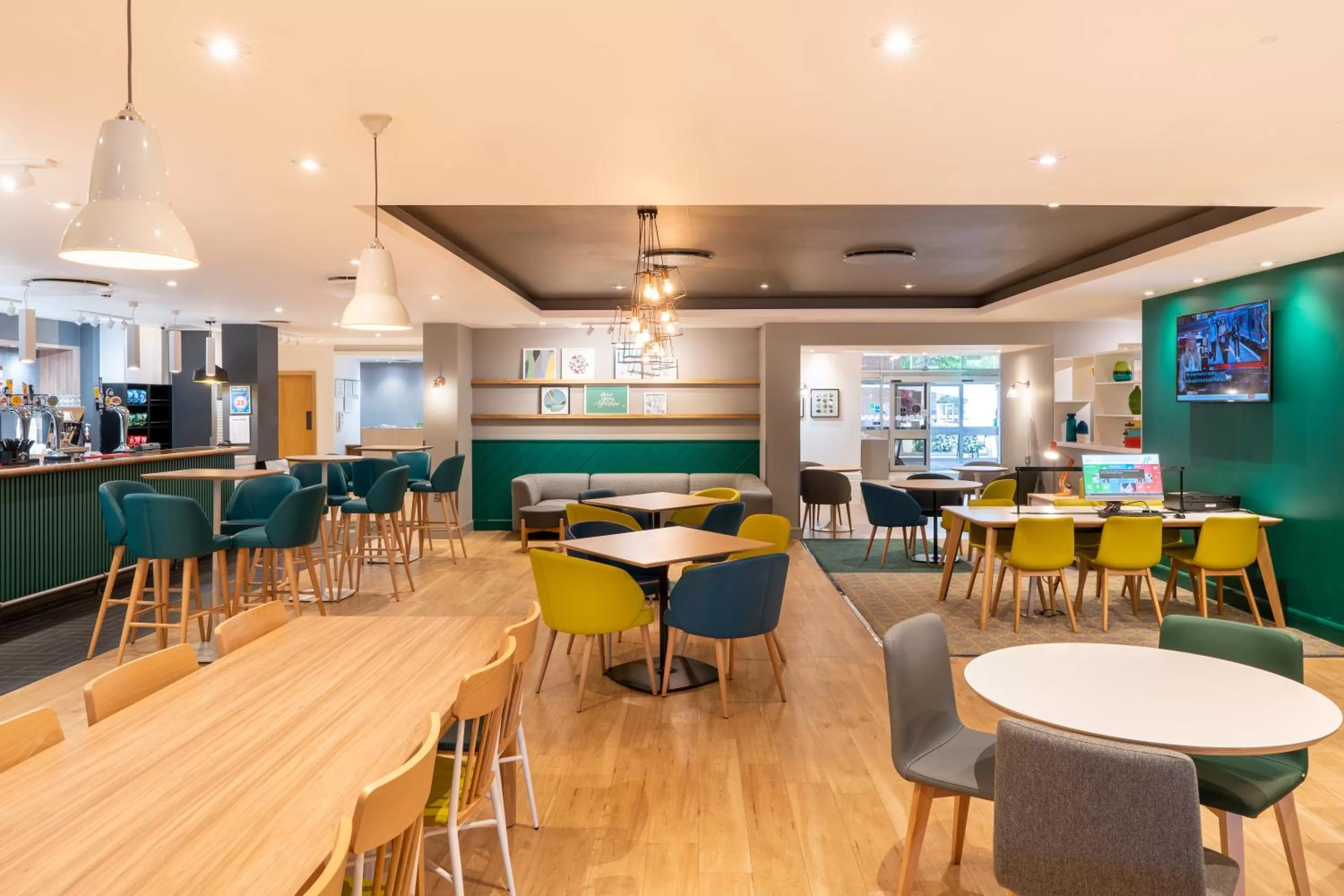 Restaurant/places to eat in Holiday Inn Southampton Eastleigh by IHG