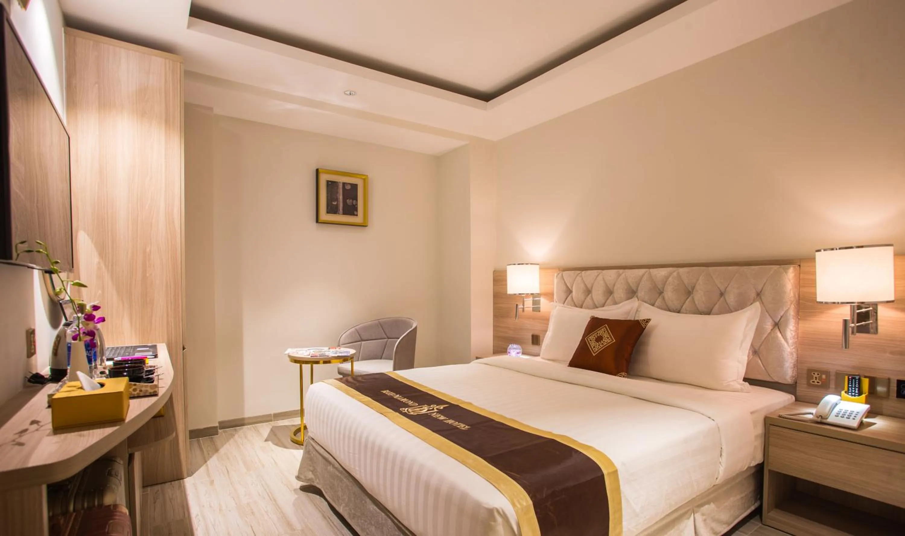 Bedroom, Bed in BLUE DIAMOND 8B Hotel