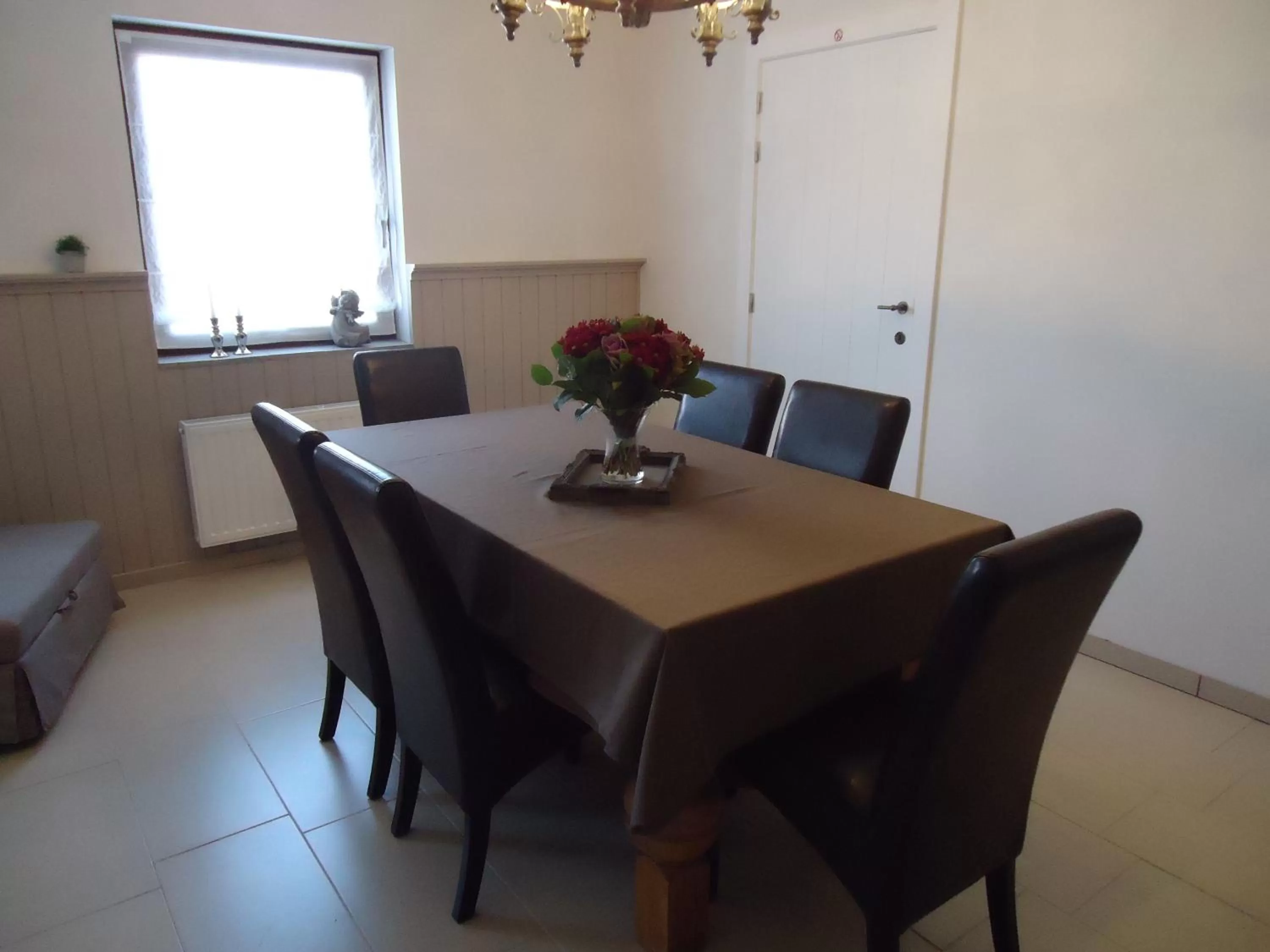 People, Dining Area in B&B 't Hemelbedje