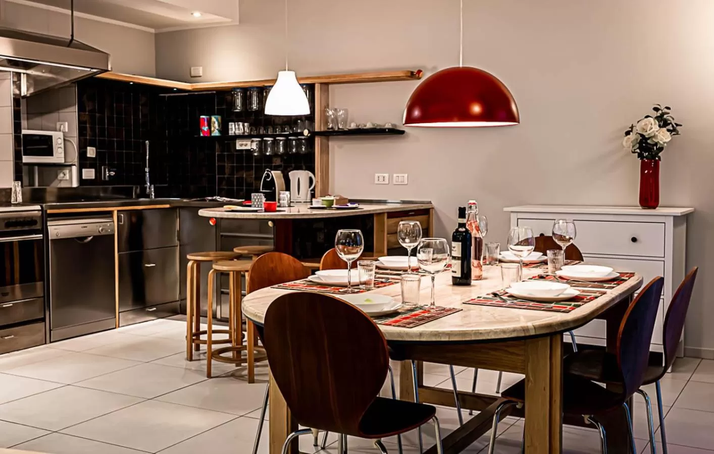 Lunch in Business Hotel