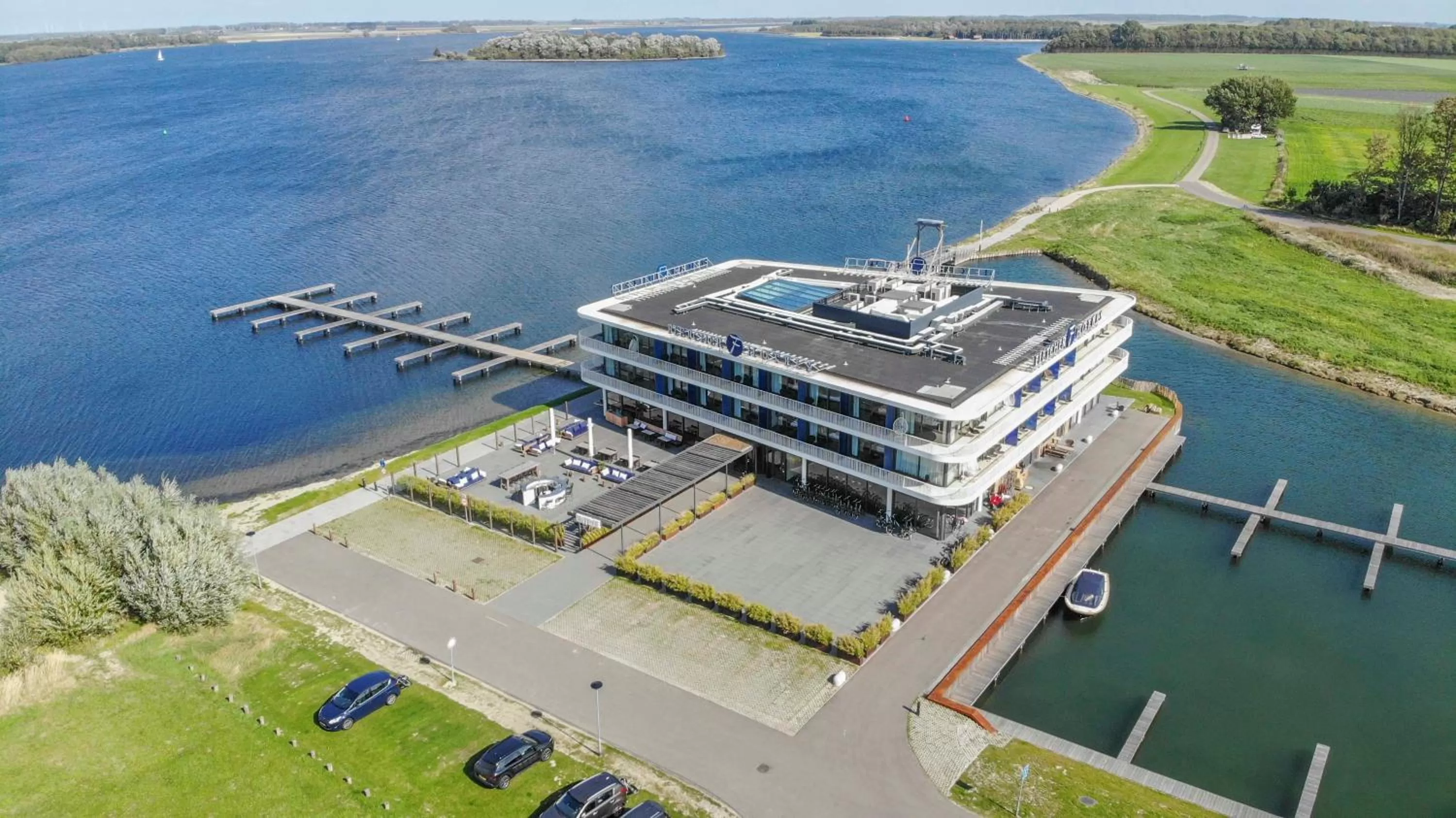 Bird's eye view in Fletcher Hotel-Restaurant Het Veerse Meer