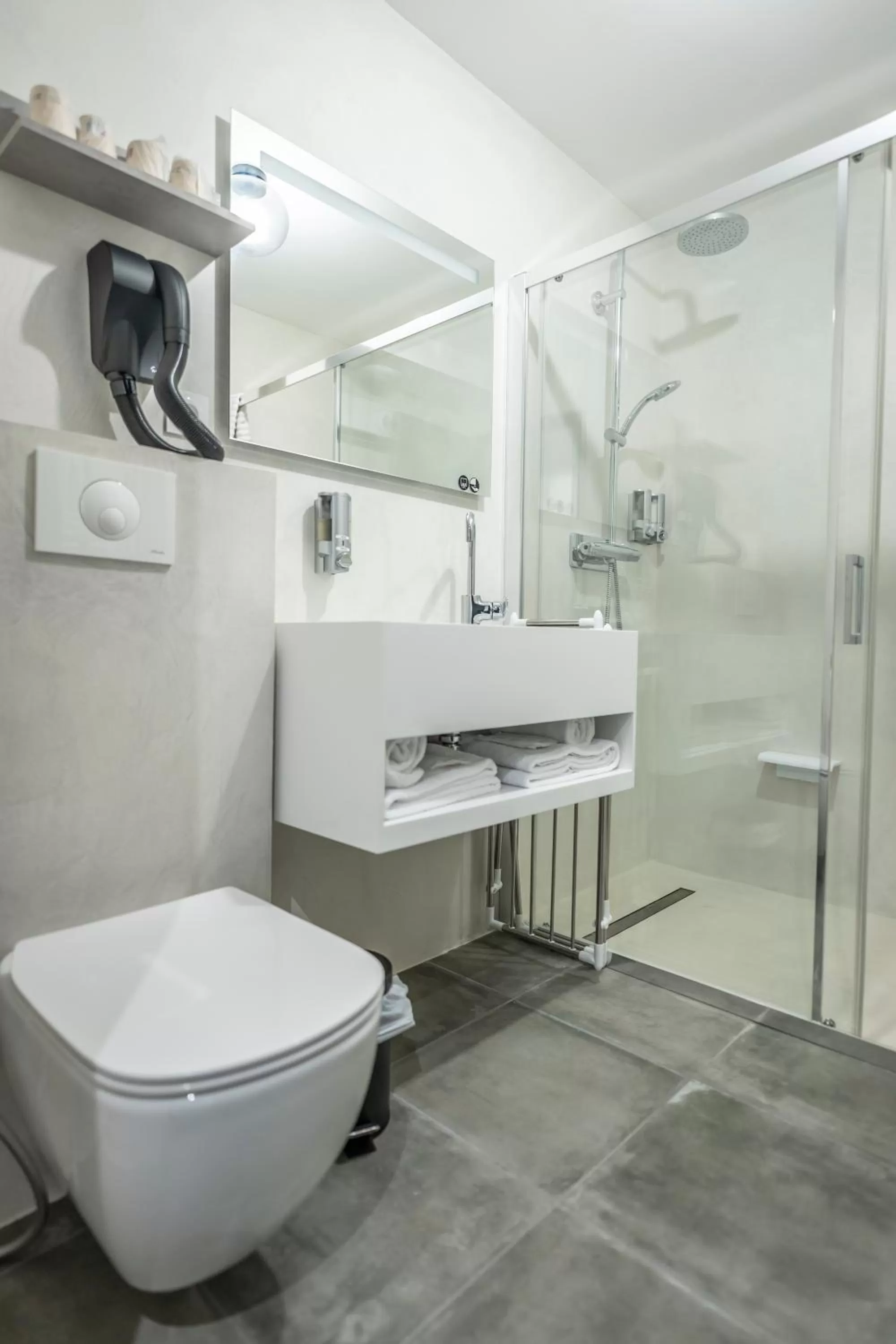 Toilet in hôtel résidence a torra