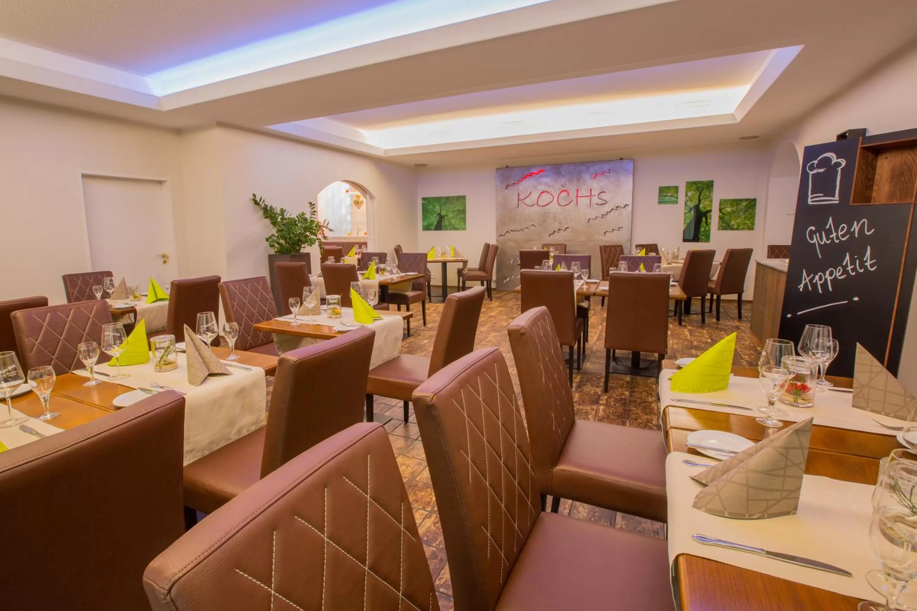 Restaurant/places to eat in Hotel zur Pfalz