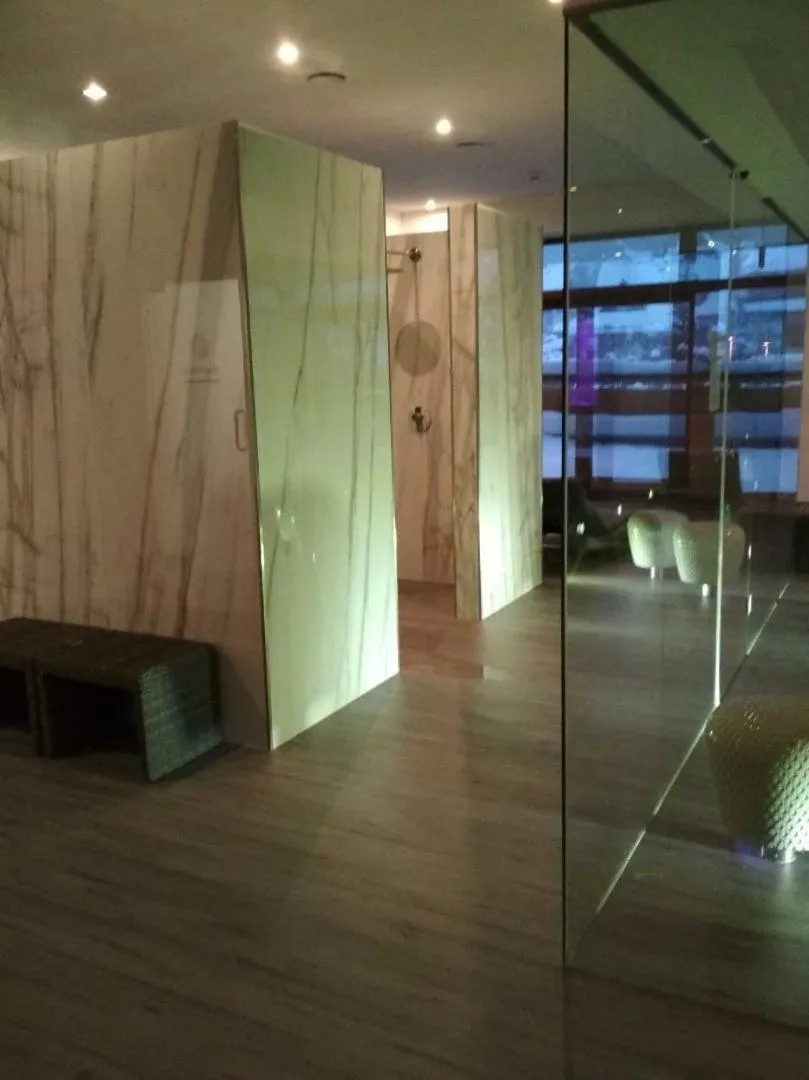 Grand Nosalowy Dwór