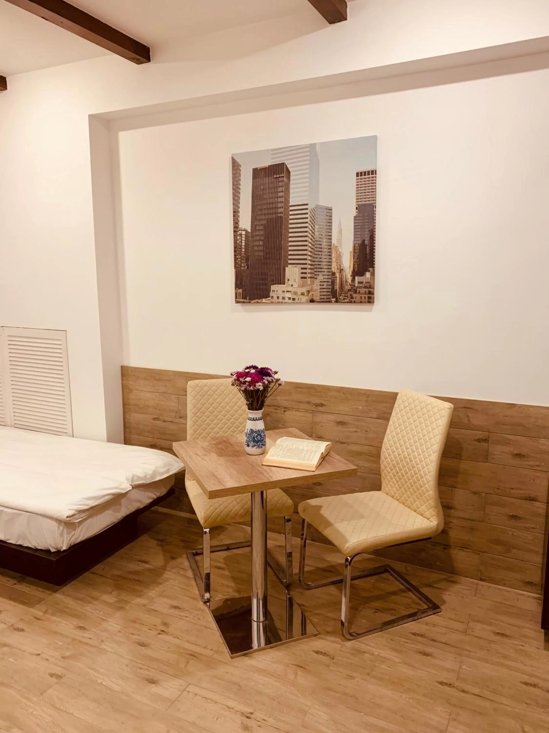 WINE & ROSE BOUTIQUE HOTEL