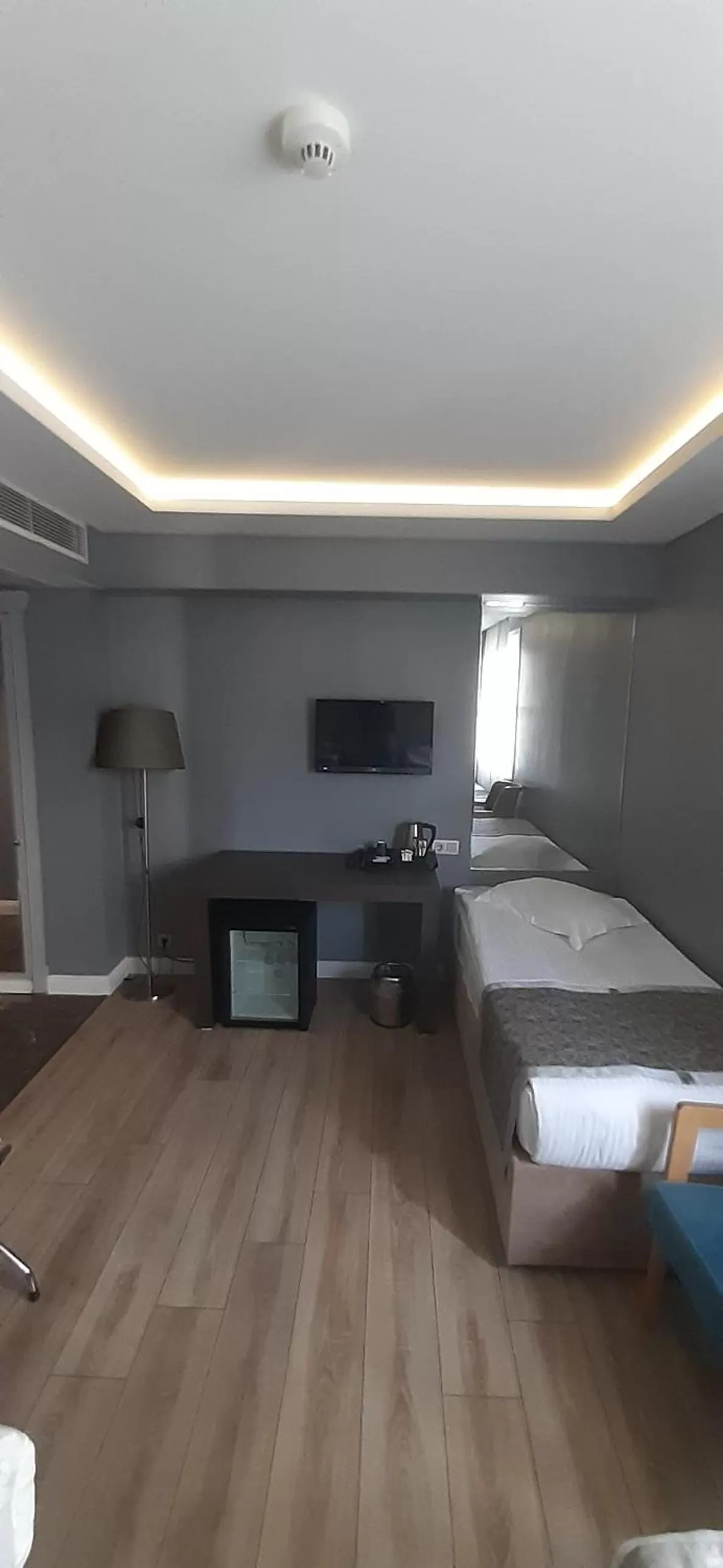 Property building, Bed in Semsan Hotel