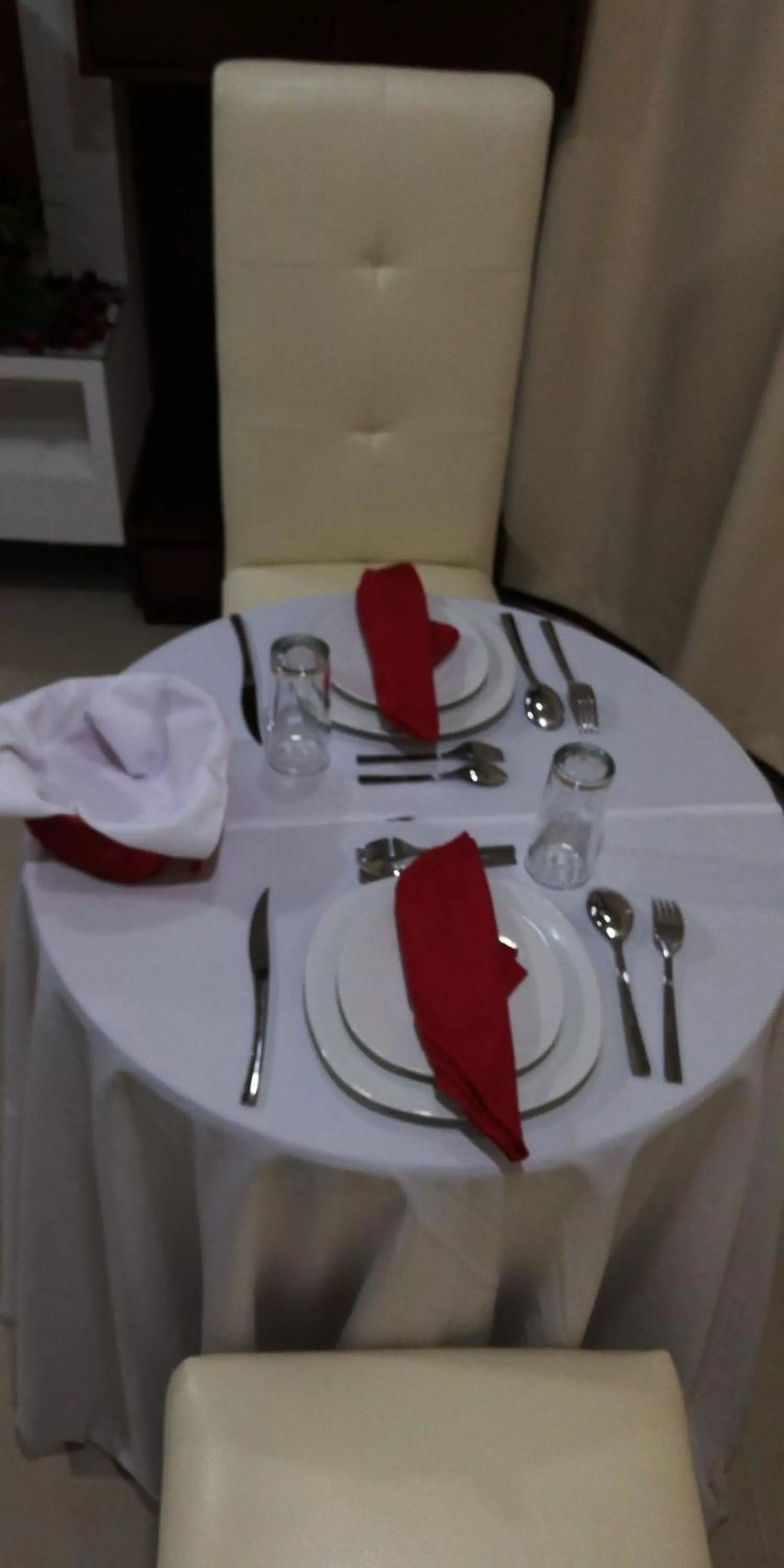 Dinner in La Aurora Hotel Like Home