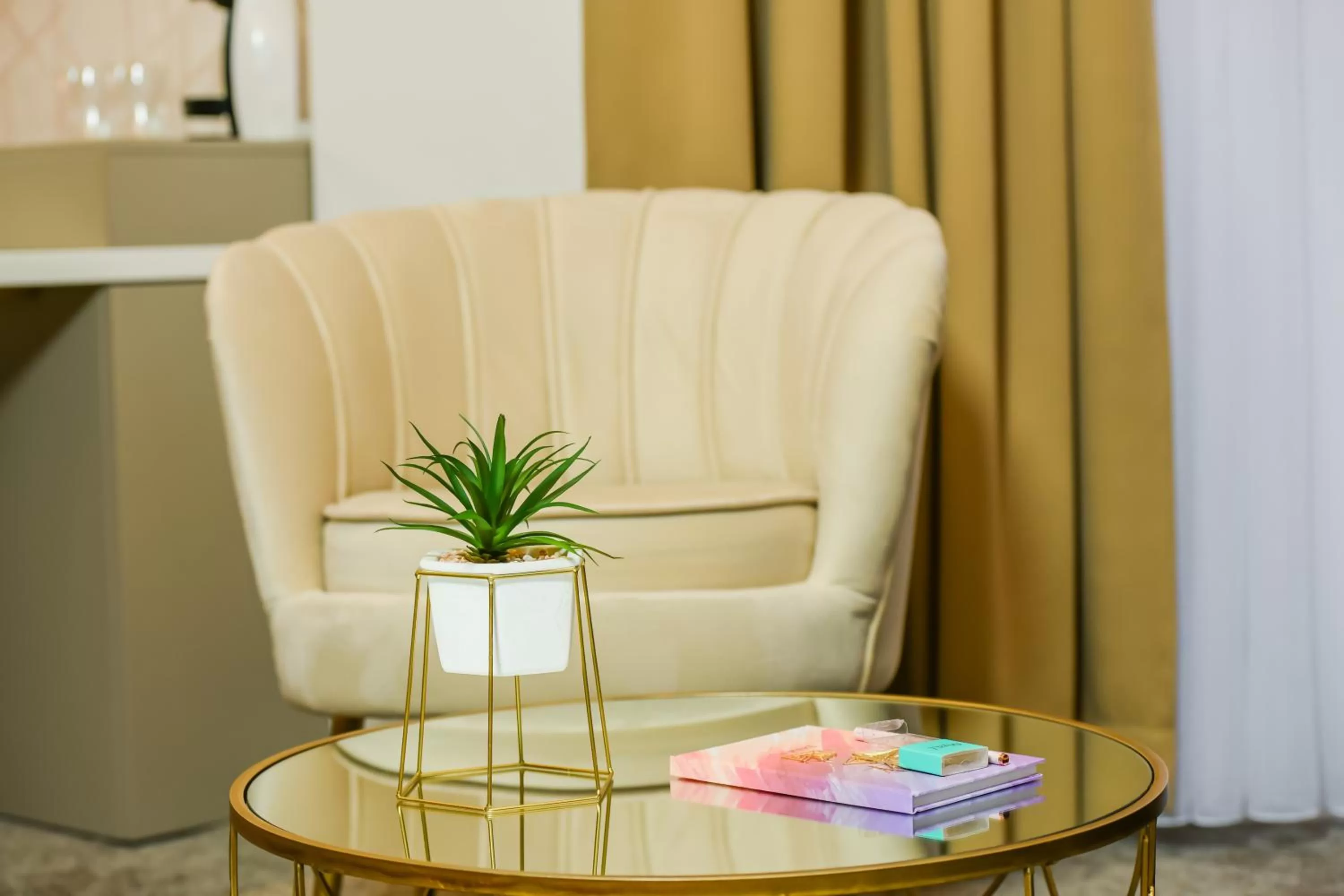 Seating Area in Hotel City View