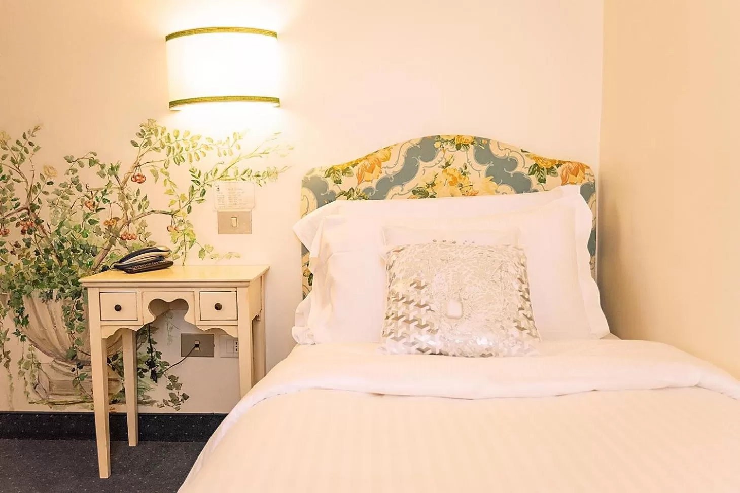 Bed in Albergo Al Moretto