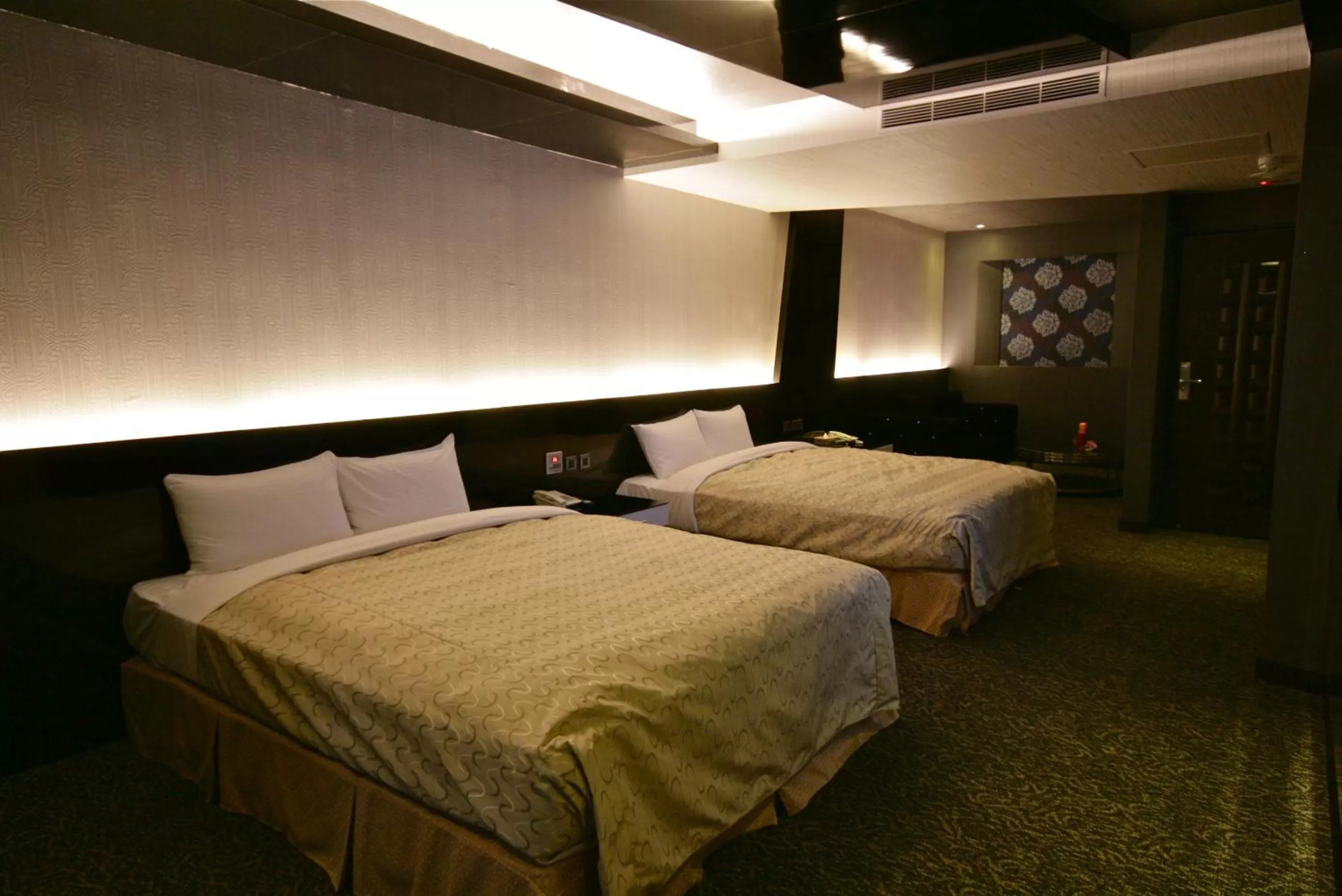 Quadruple Room with Private Parking (Check-in at 18:00) in Fairy Tale City Motel