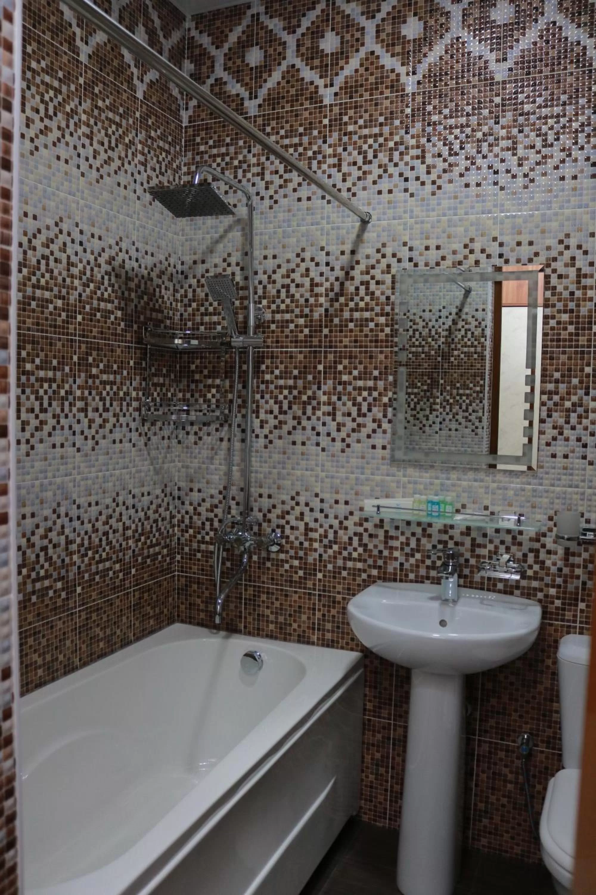 Toilet in Osiyo Palace