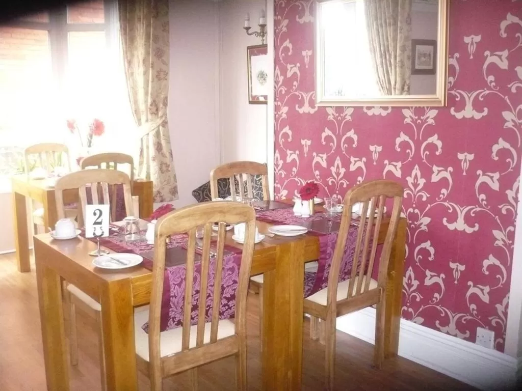Dining area in The Broadfield