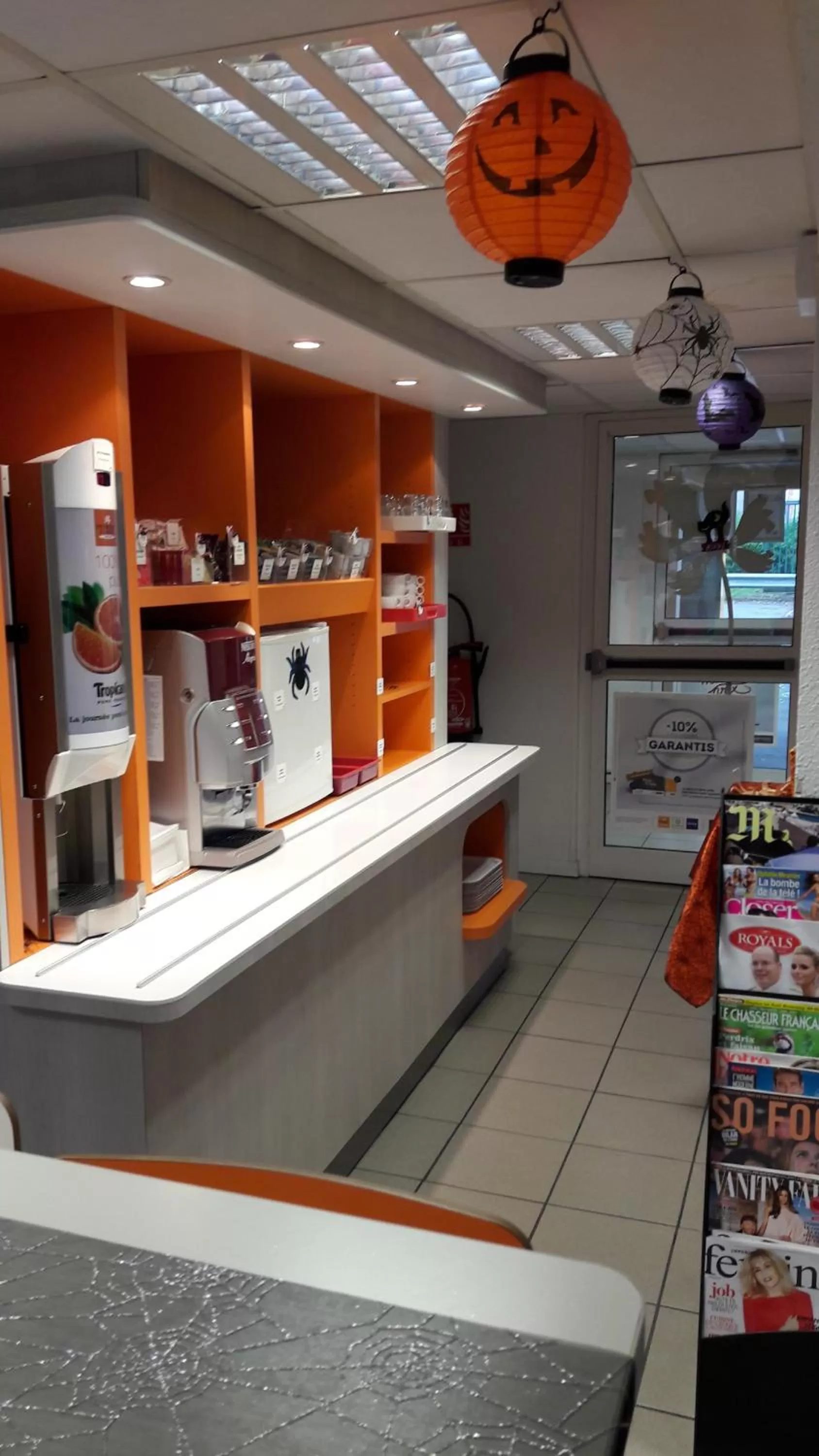 Restaurant/places to eat in Premiere Classe Lille - Villeneuve d’Ascq - Stade Pierre Mauroy