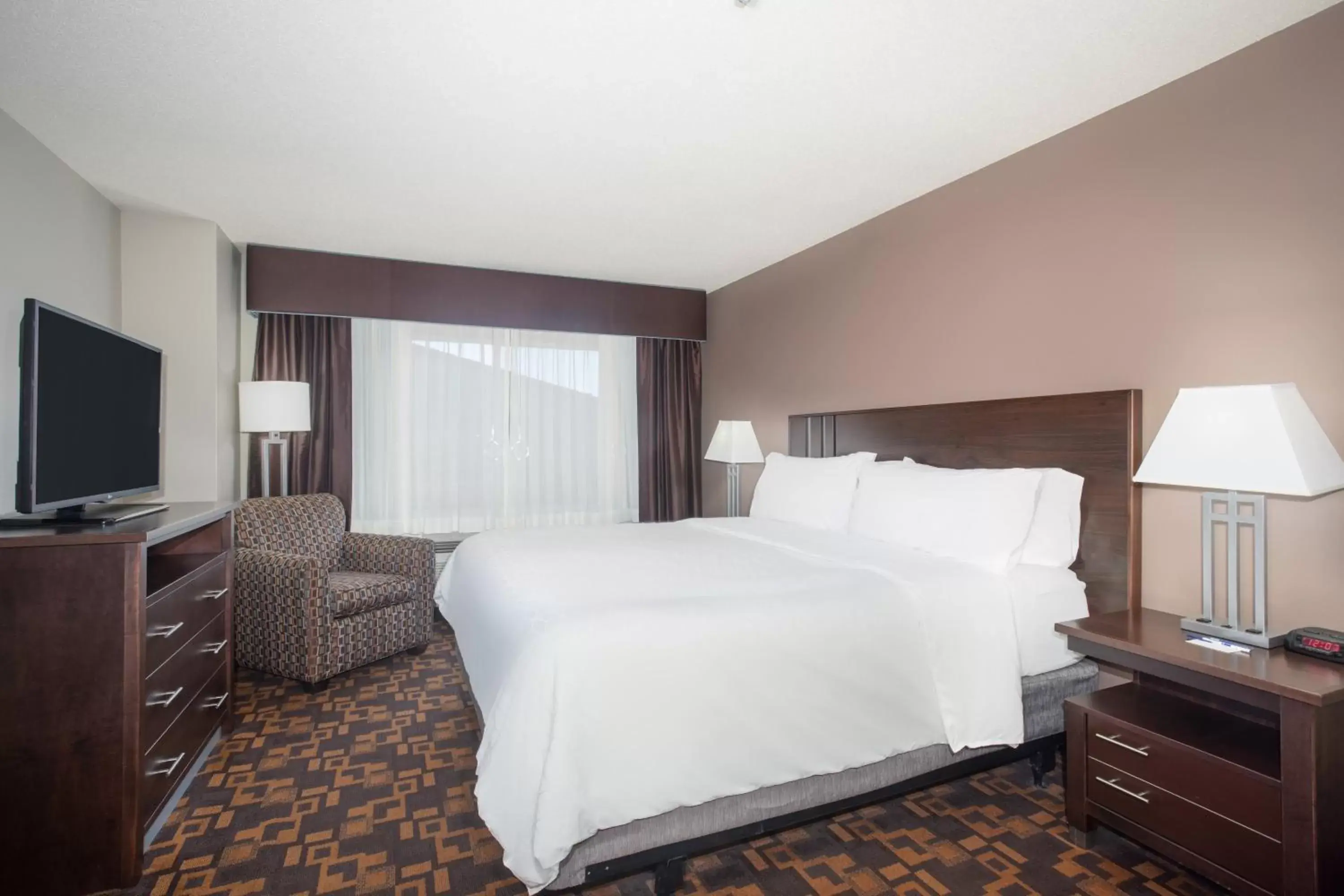 Suite - Mobility Access/Hearing Accessible in Holiday Inn Express & Suites Yankton by IHG Suite - Mobility Access/Hearing Accessible in Holiday Inn Express & Suites Yankton by IHG