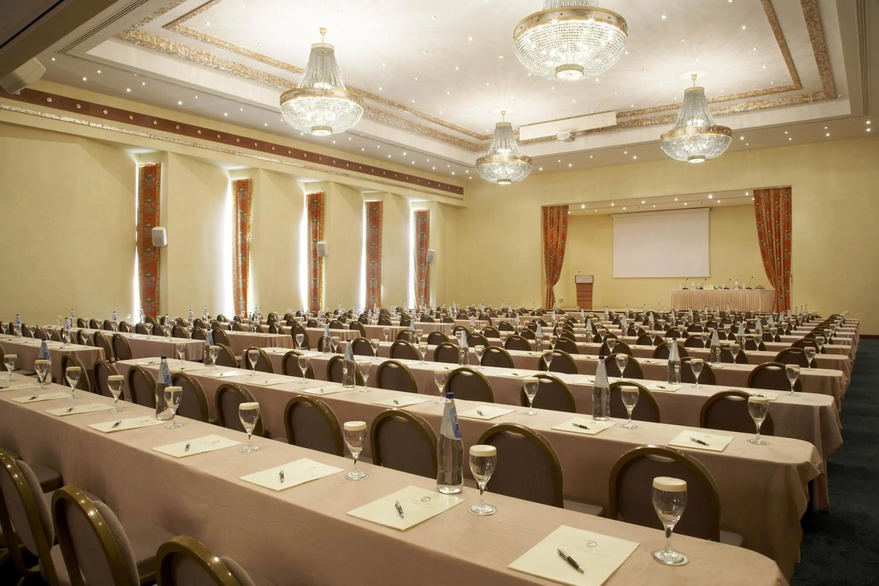 Meeting/conference room in Ramada Plaza by Wyndham Thraki