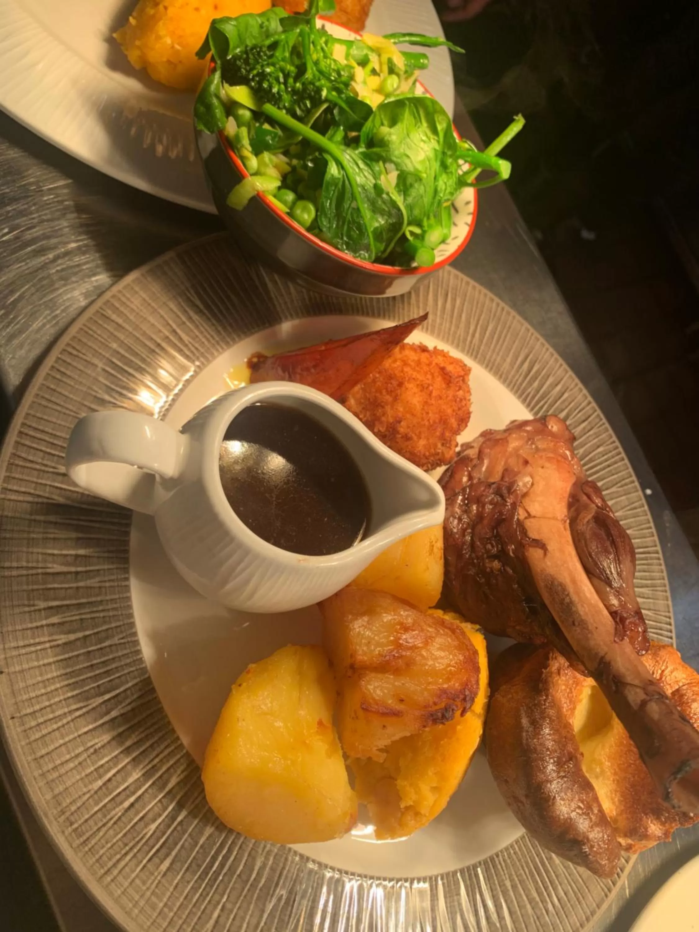 Food and drinks in The Red Lion Charing Heath