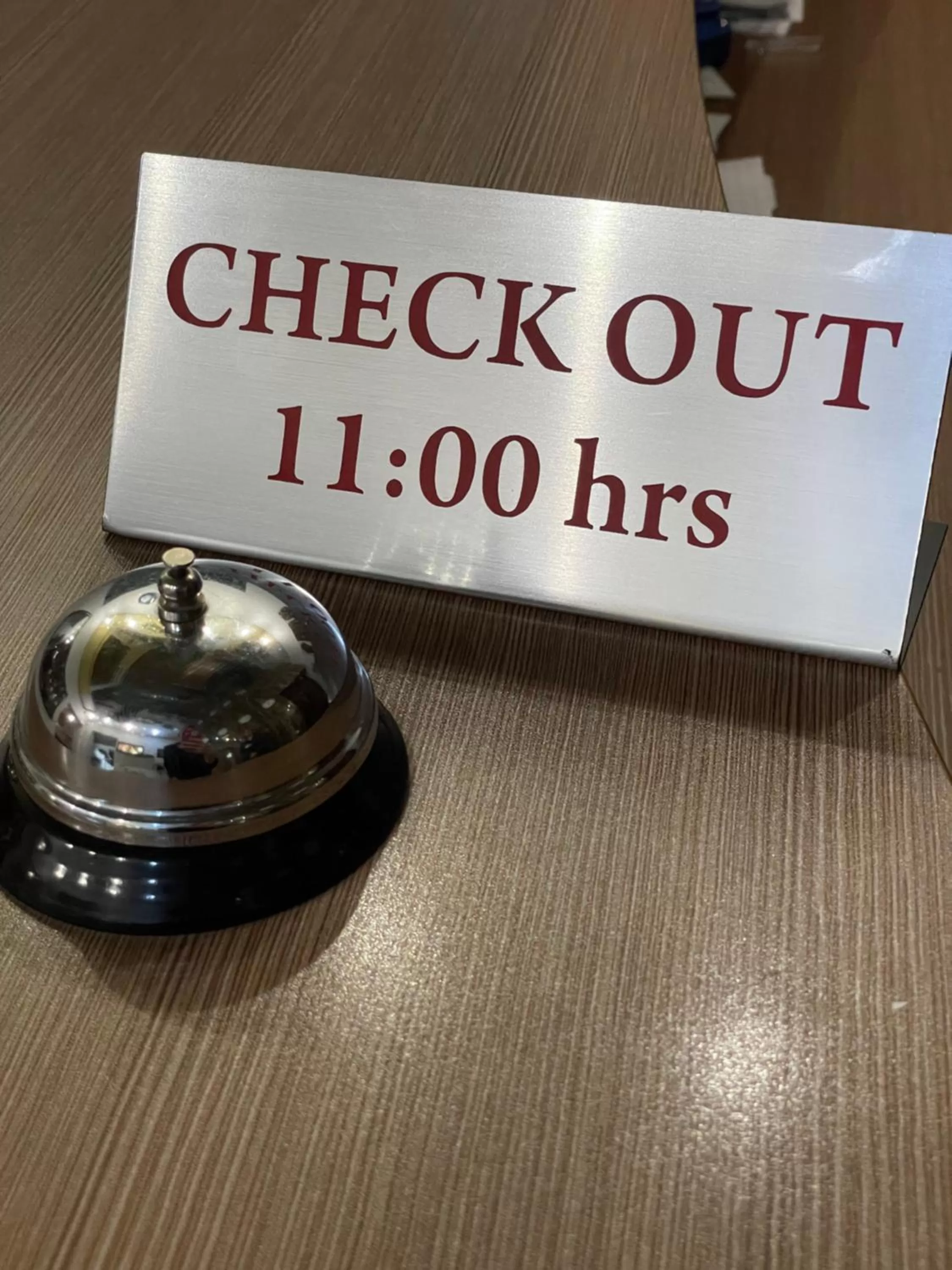 Property Logo/Sign in NO PROBLEM