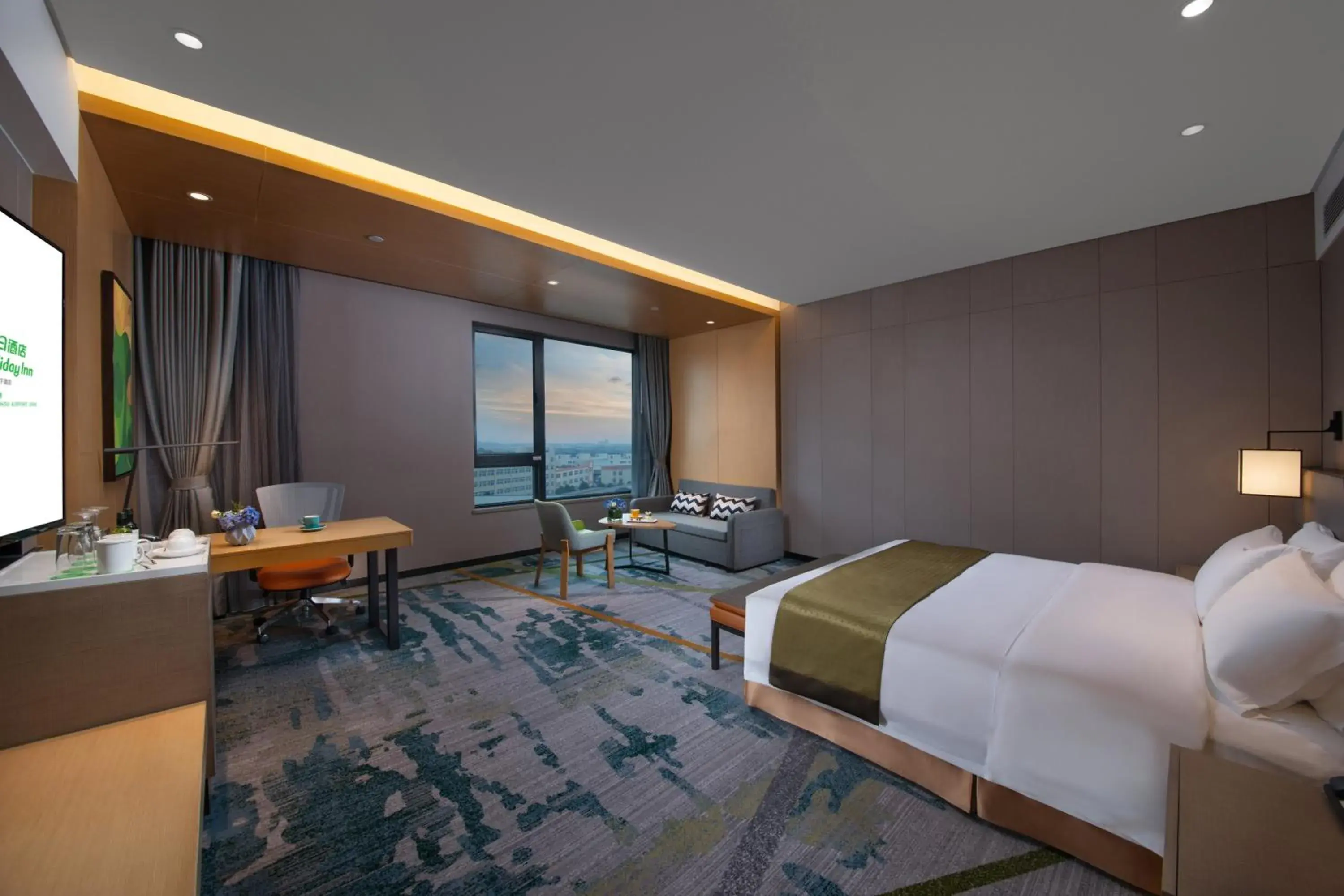 Premium King Room in Holiday Inn Hangzhou Airport Zone by IHG Premium King Room in Holiday Inn Hangzhou Airport Zone by IHG