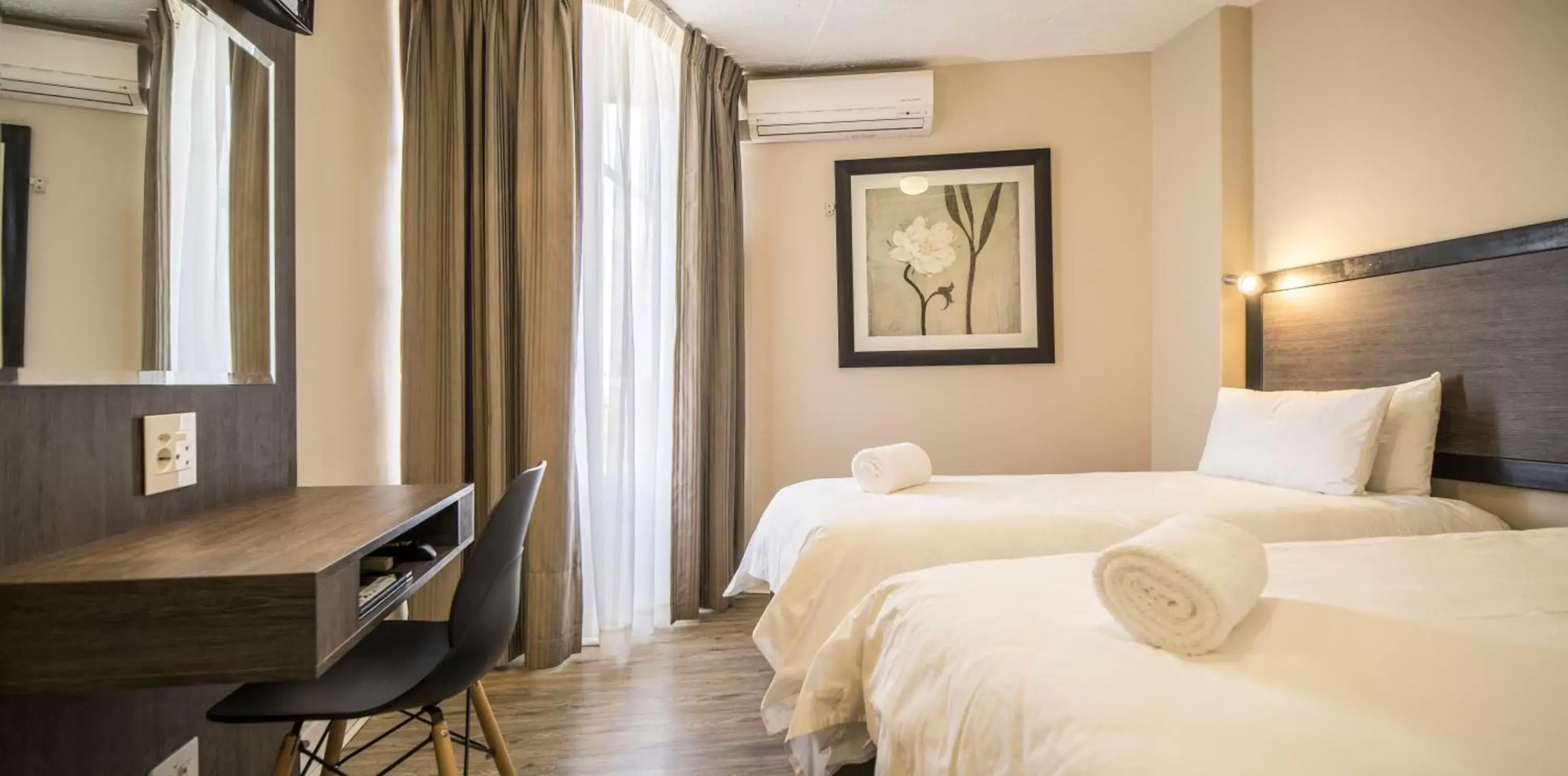 Standard Twin Room - single occupancy in Hotel 224 & Apartments Standard Twin Room - single occupancy in Hotel 224 & Apartments