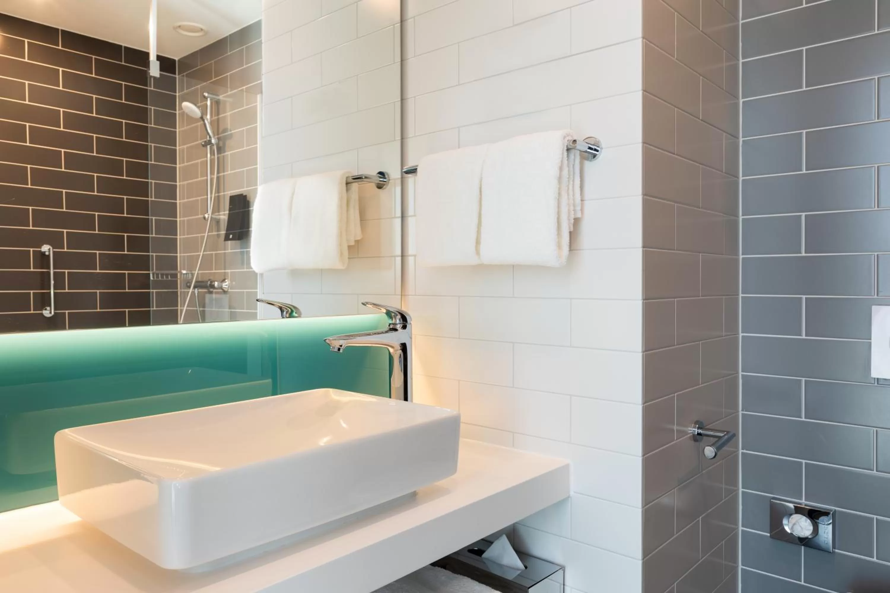 Bathroom in Holiday Inn Express Amsterdam - North Riverside by IHG